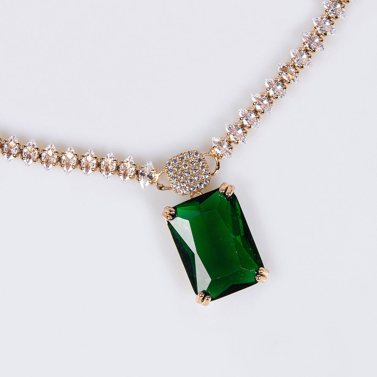Luxury Emerald Green Rectangular Gemstone Necklace Set for Women – Matching Drop Earrings