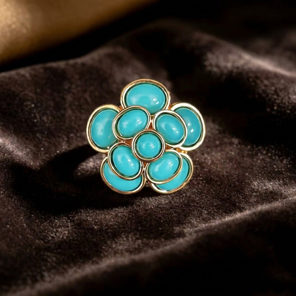 Qingdao medieval light luxury niche turquoise flower fringed set high sense workplace business versatile collarbone chain women