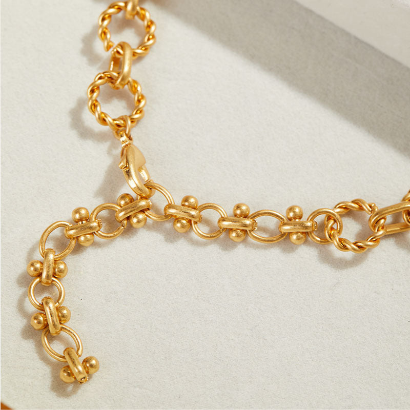 Fashion electroplated light luxury square pearl necklace