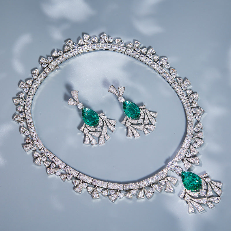Elegant Gold Plated Drop Emerald Ladies Gala Necklace