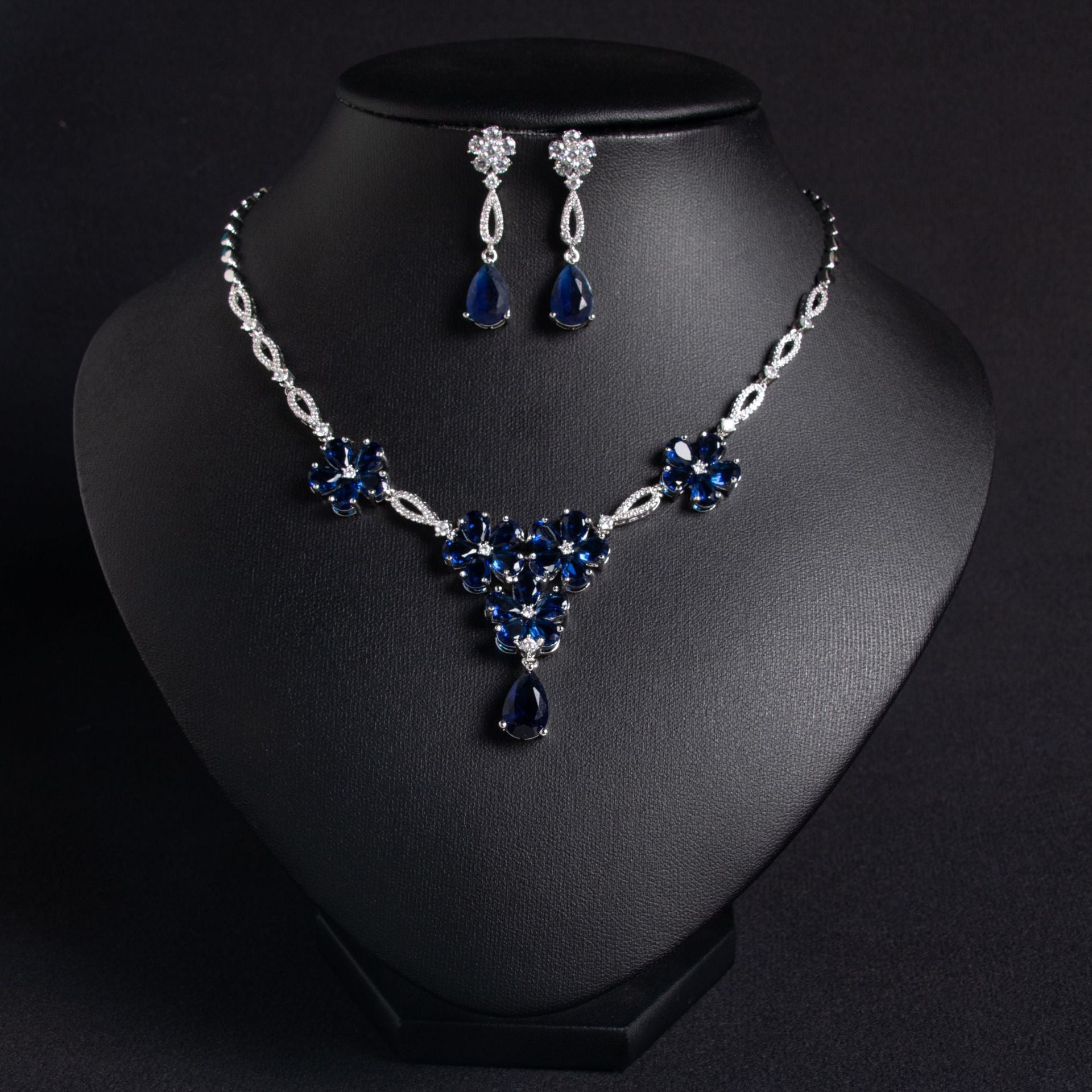 Luxury Ruby Red Floral Necklace Set for Women – Crystal Statement Jewelry with Matching Earrings