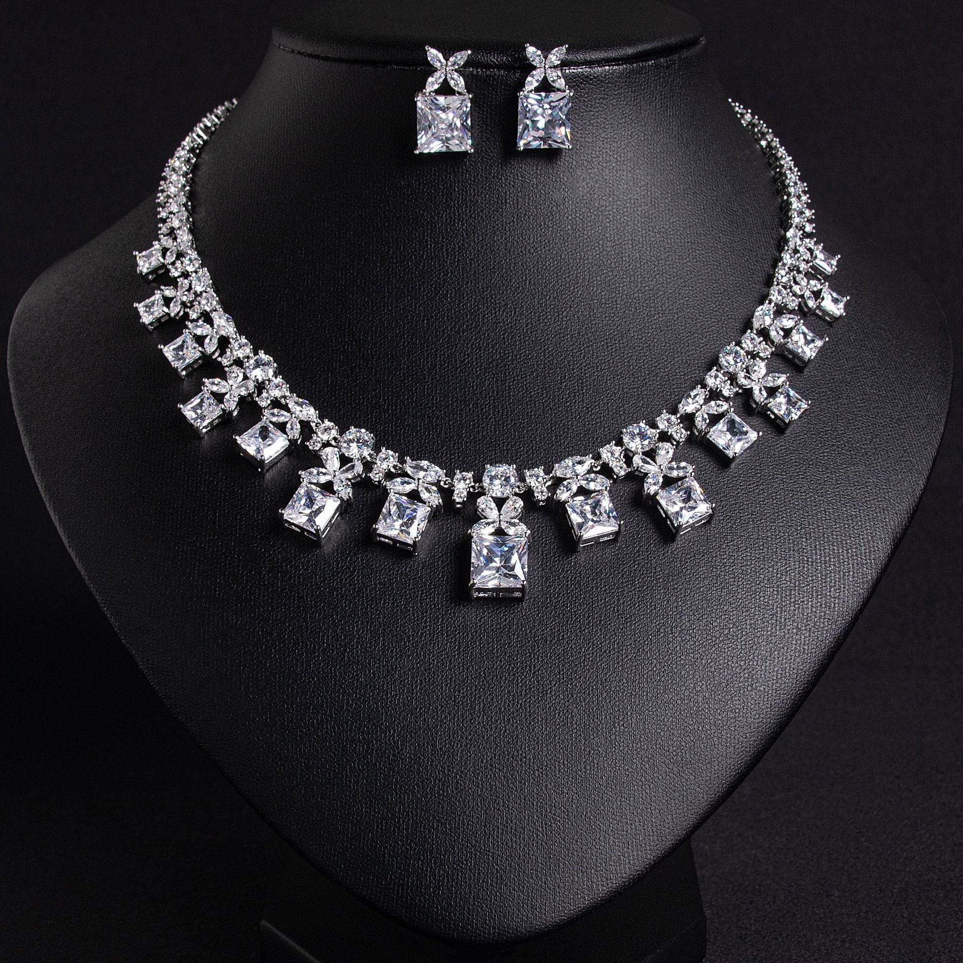 Luxury Ruby Red Square Gemstone Necklace Set for Women – Floral Statement Jewelry with Matching Earrings