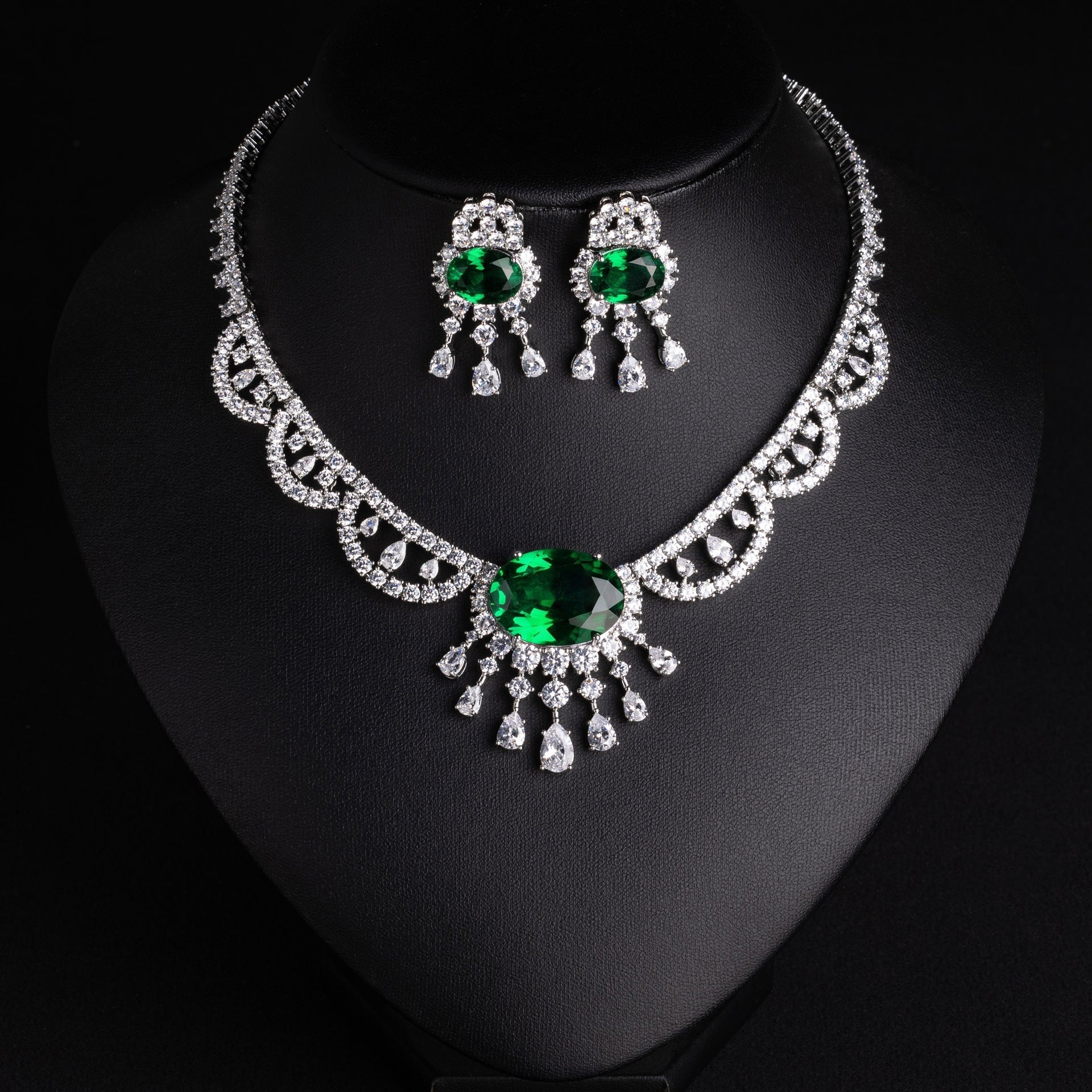 Elegant Turquoise and Yellow Gemstone Jewelry Set – Gold Necklace Earrings