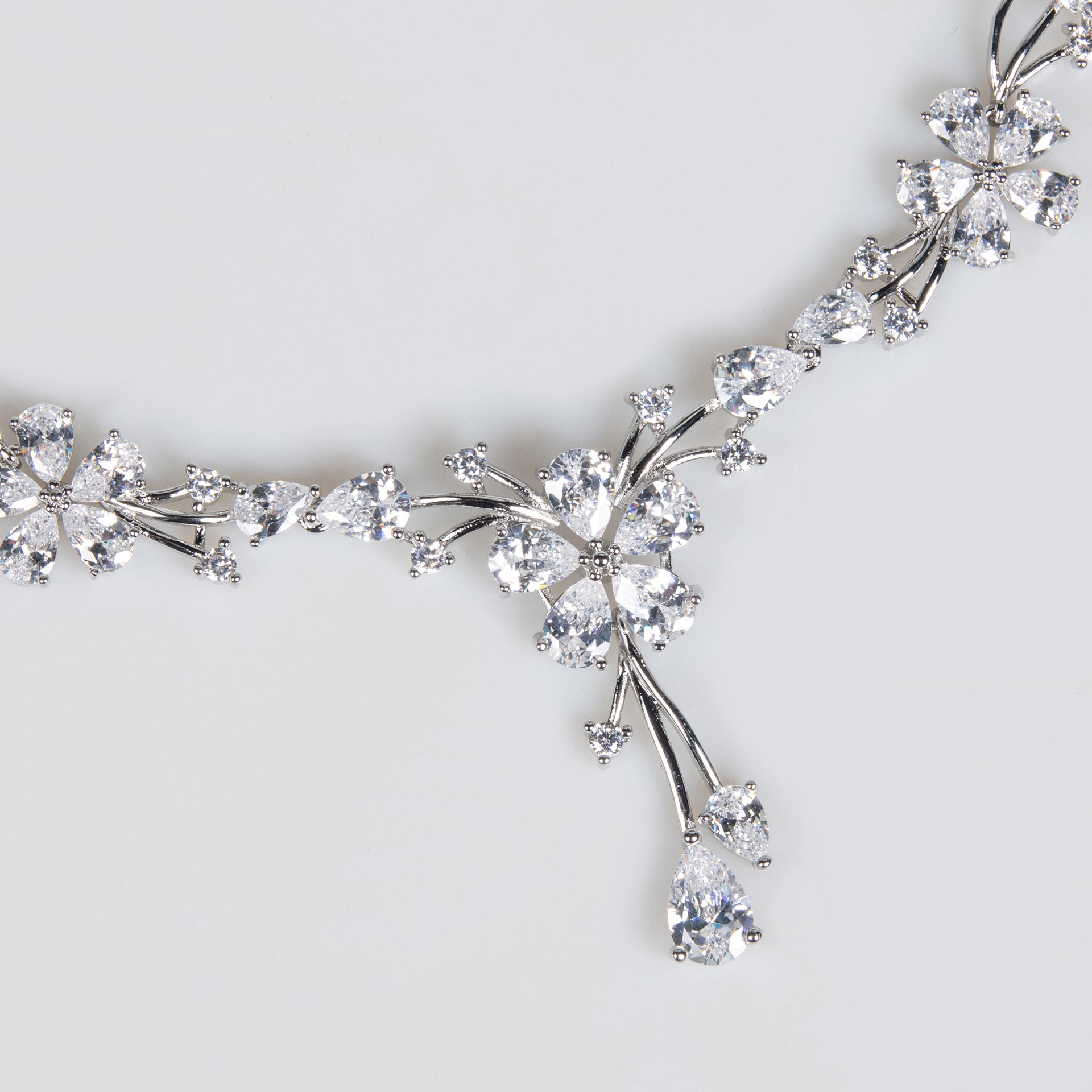 Elegant Silver Floral Crystal Necklace and Earrings Jewelry Set