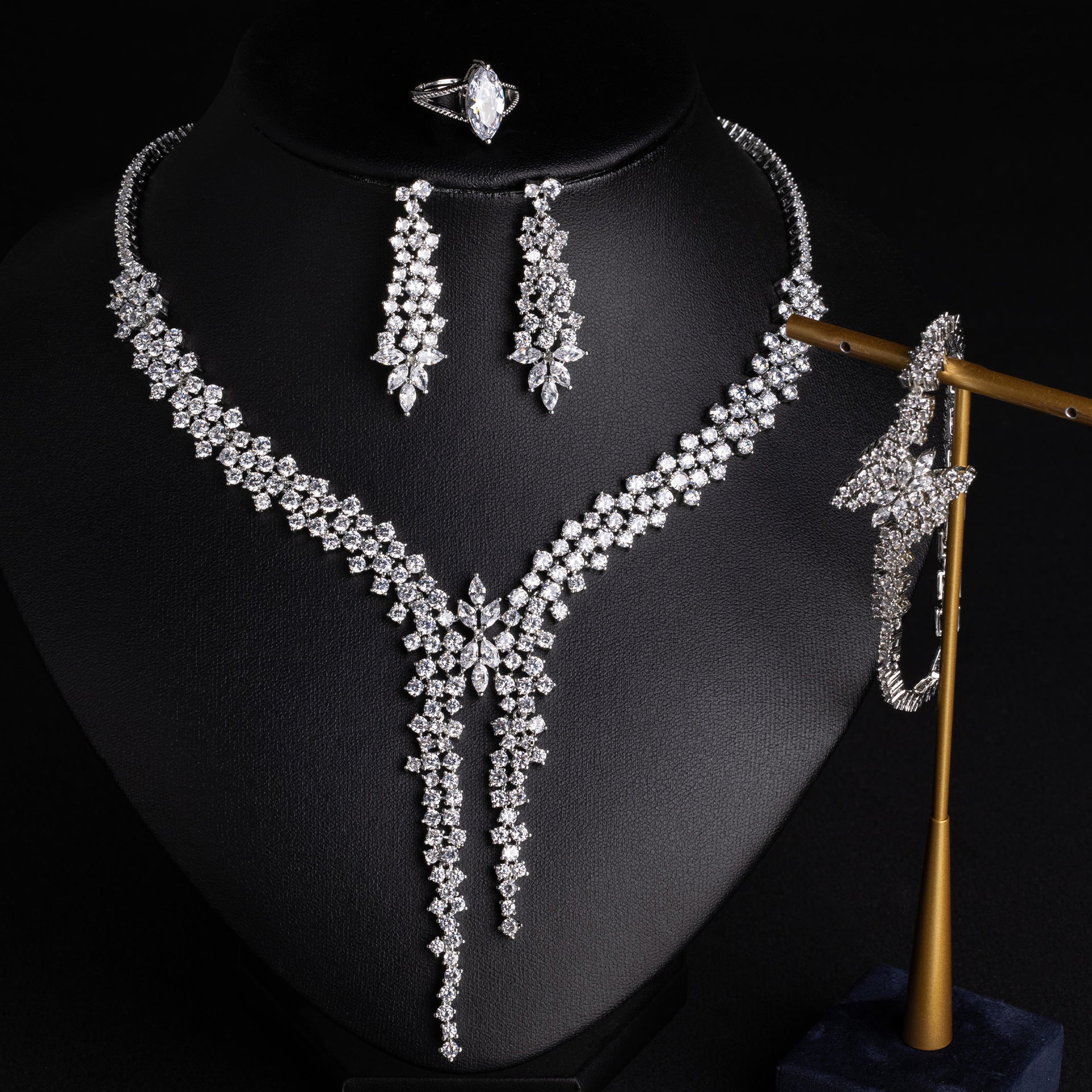 Luxury Green Crystal Wedding Jewelry Set – Silver Necklace Earrings Bracelet