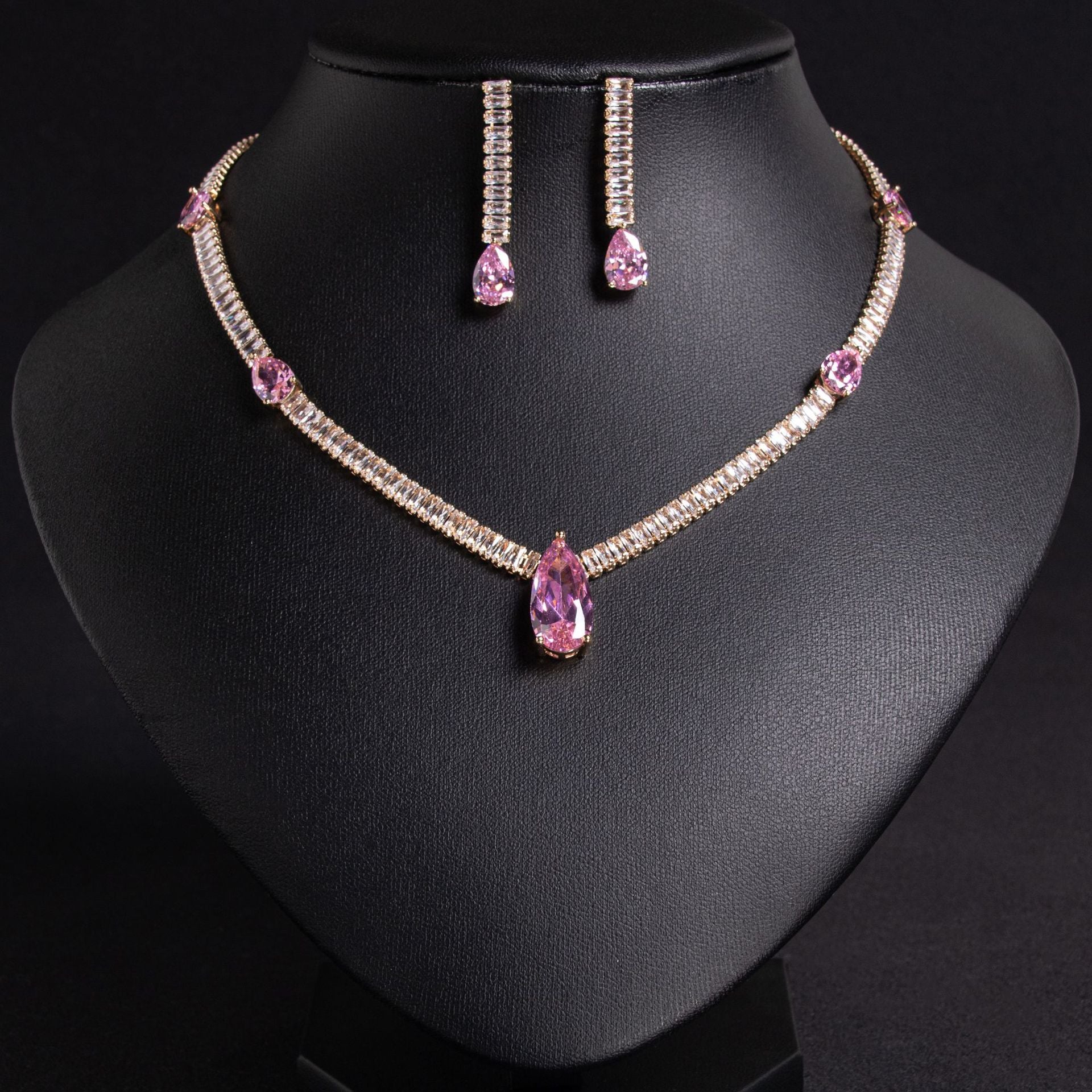 Luxury Ruby Red Teardrop Necklace Set for Women – Elegant Crystal Jewelry with Matching Earrings