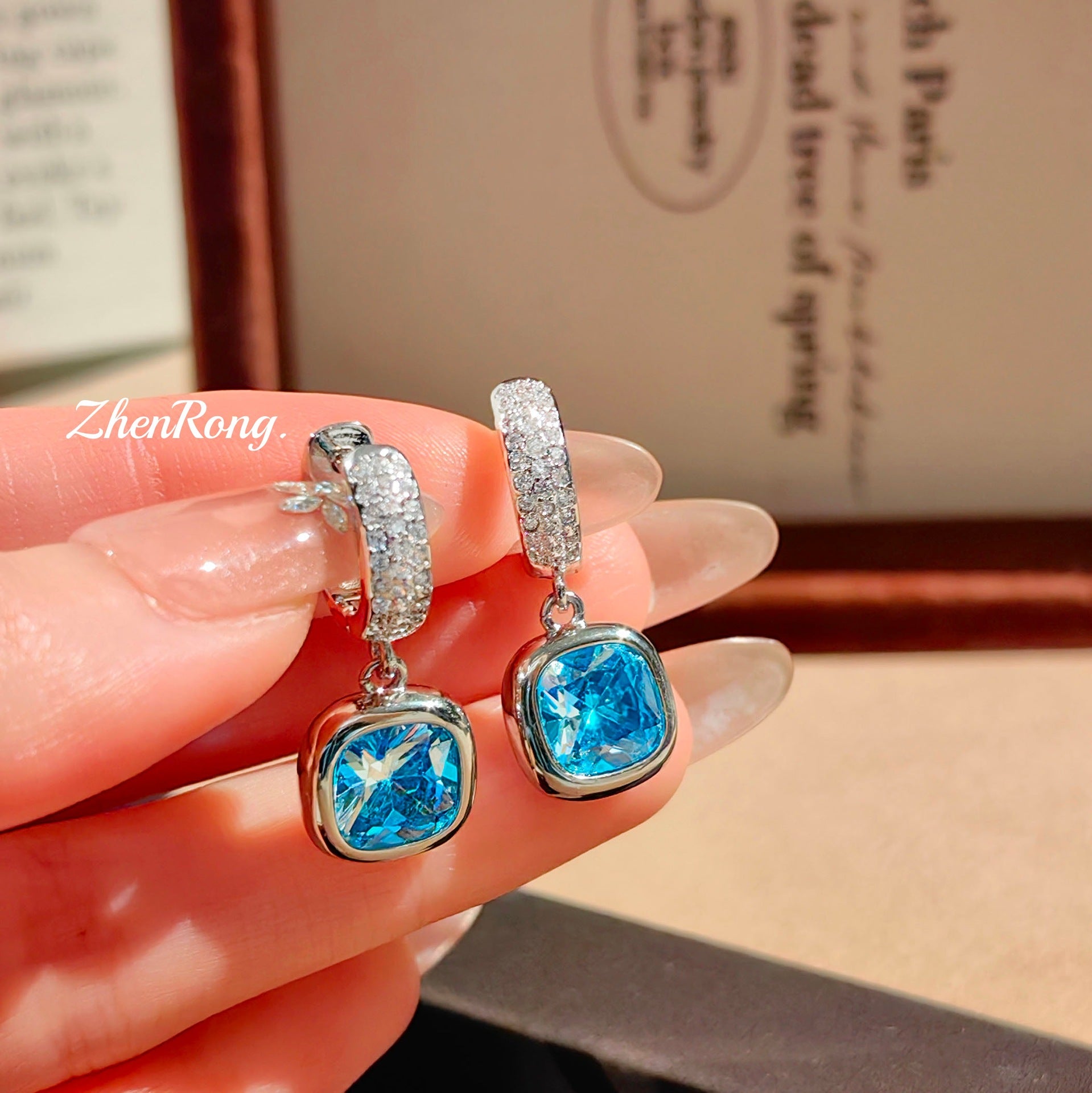 Ensemble de bijoux en forme de cube de sucre Paraïba, style léger et luxueux