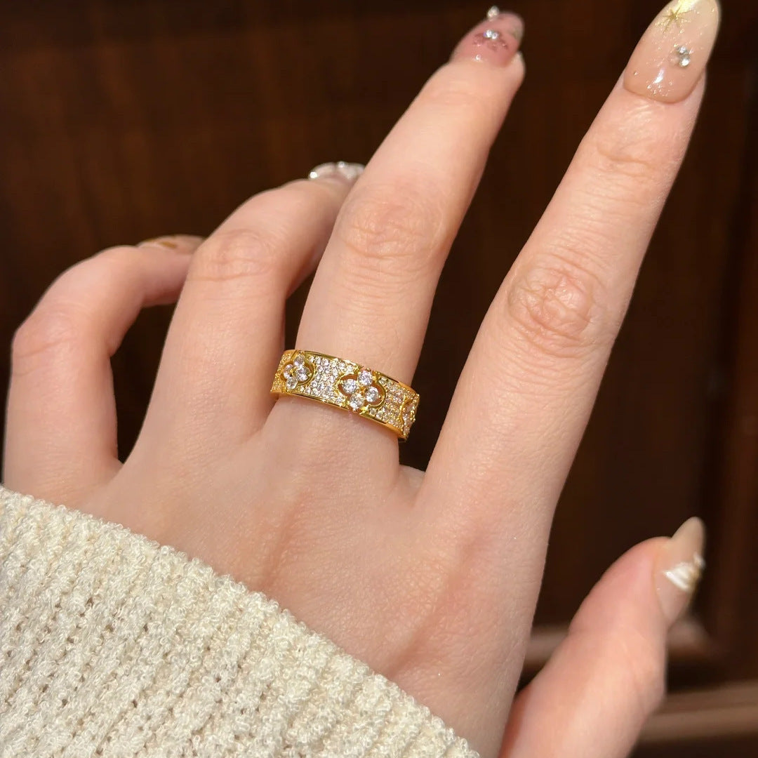 French Clover Gypsy Ring