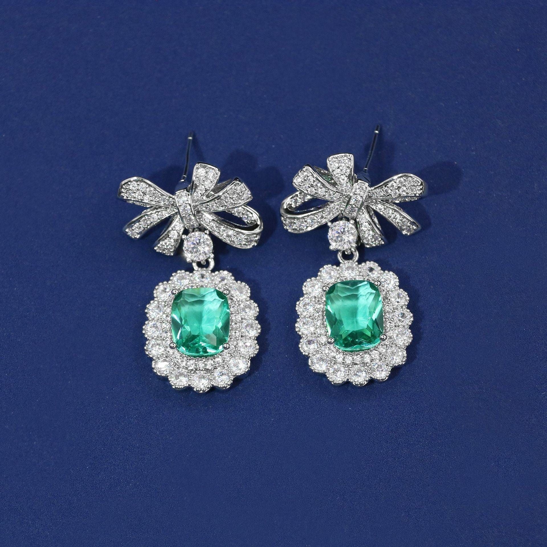 Ensemble Collier Boucles d'Oreilles Nœud Papillon Zircon Mode