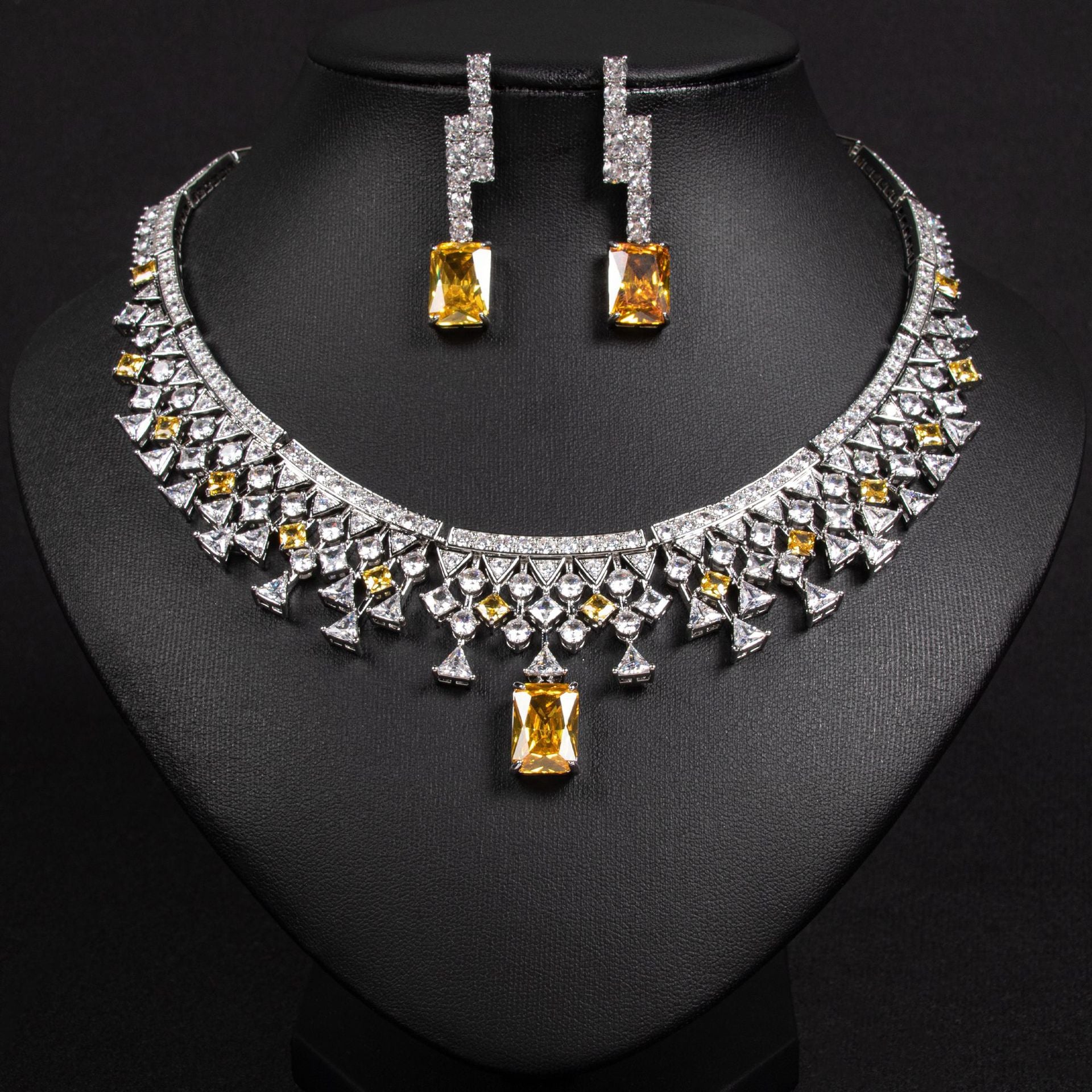 Luxury Emerald Green Crystal Necklace Earrings Jewelry Set for Women