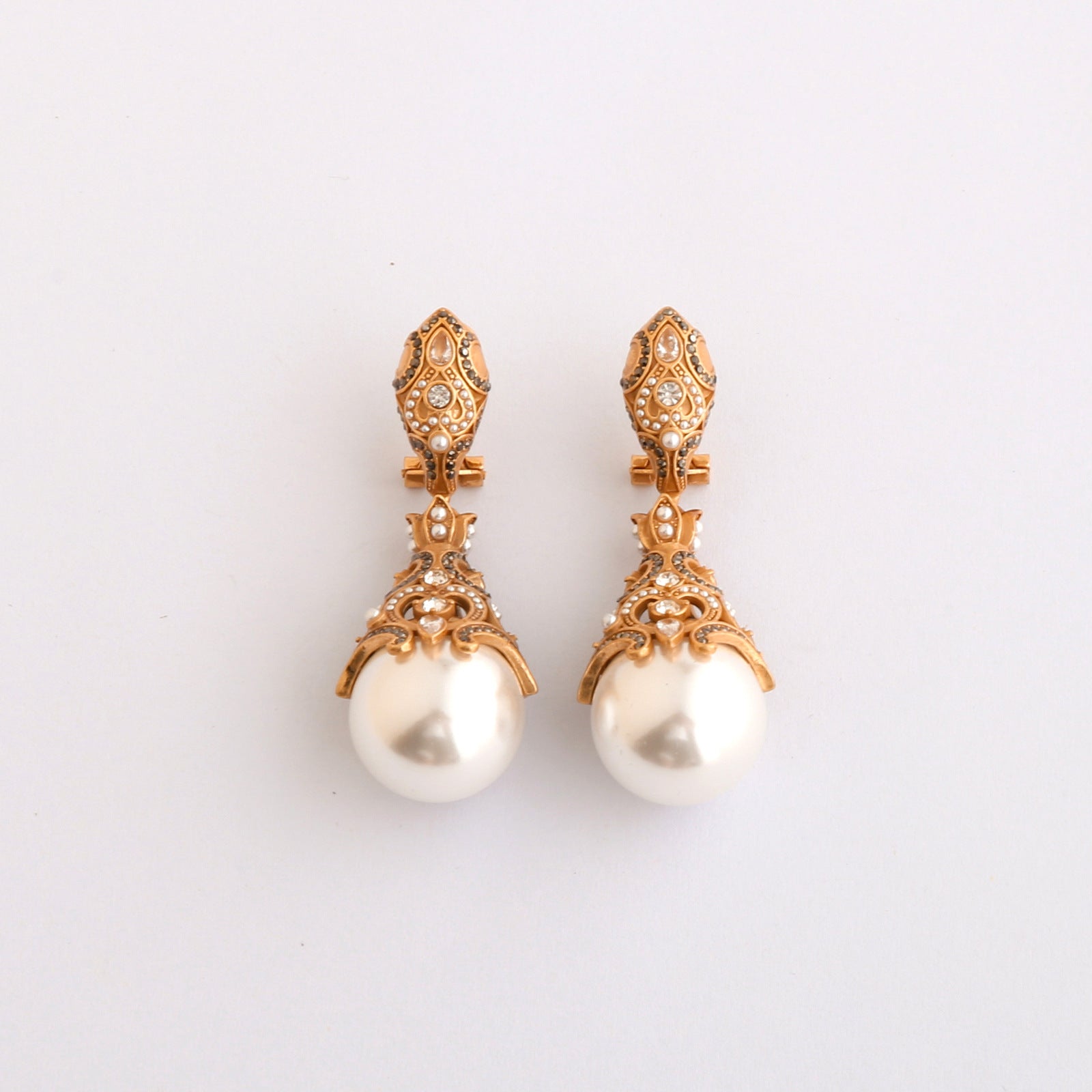 Boucles d'oreilles clous en or antique ajourées avec diamants pour femmes, boucles d'oreilles à franges