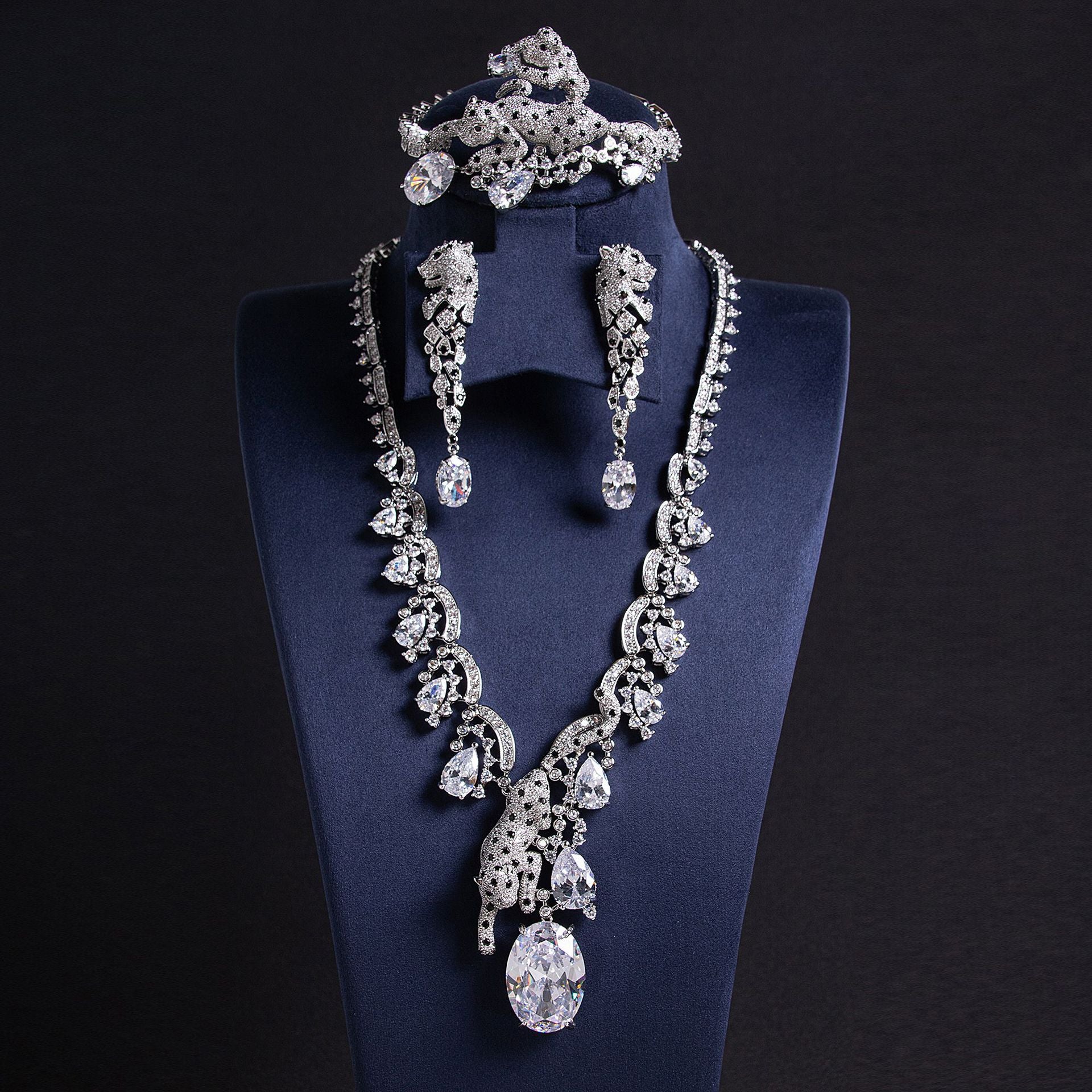Luxury Ruby Red Leopard Jewelry Set – Gold Statement Necklace Earrings Bracelet