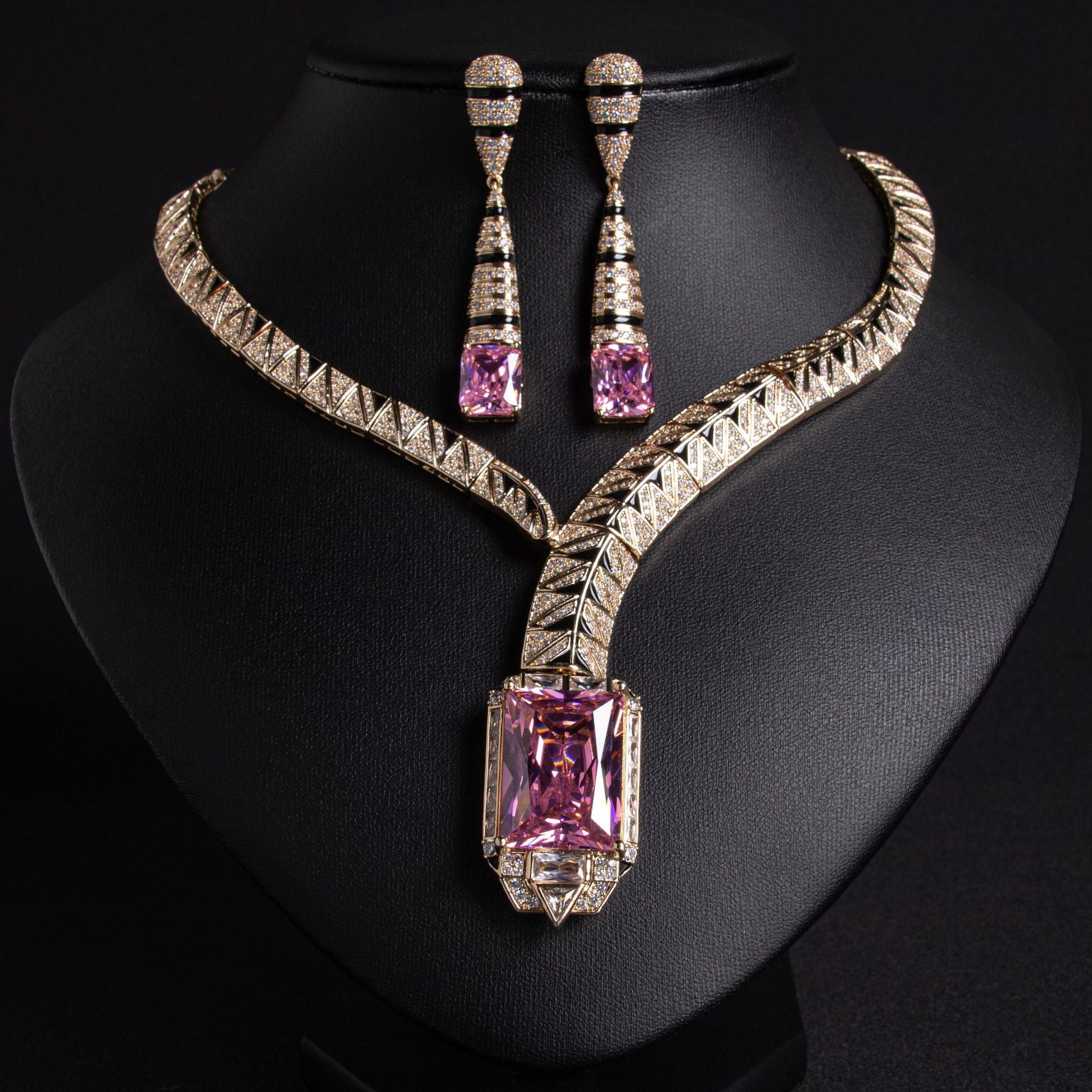 Ensemble de bijoux de luxe collier ras du cou et boucles d'oreilles en zircon en forme de goutte d'eau pour mariage