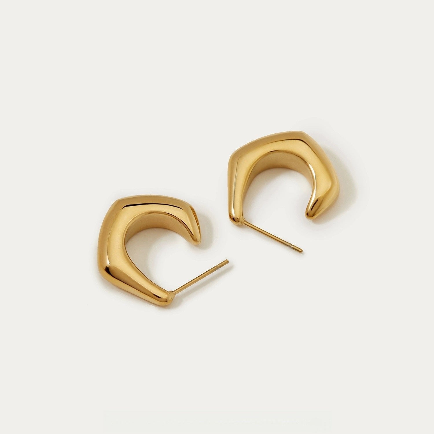 Stylish retro water drop earrings