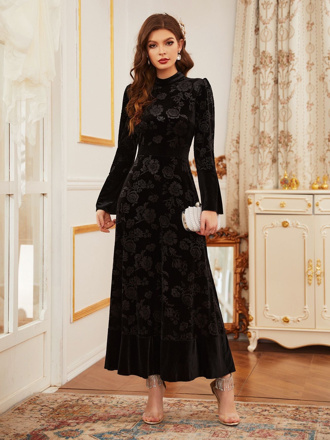 Fashionable velvet printed long sleeved dress