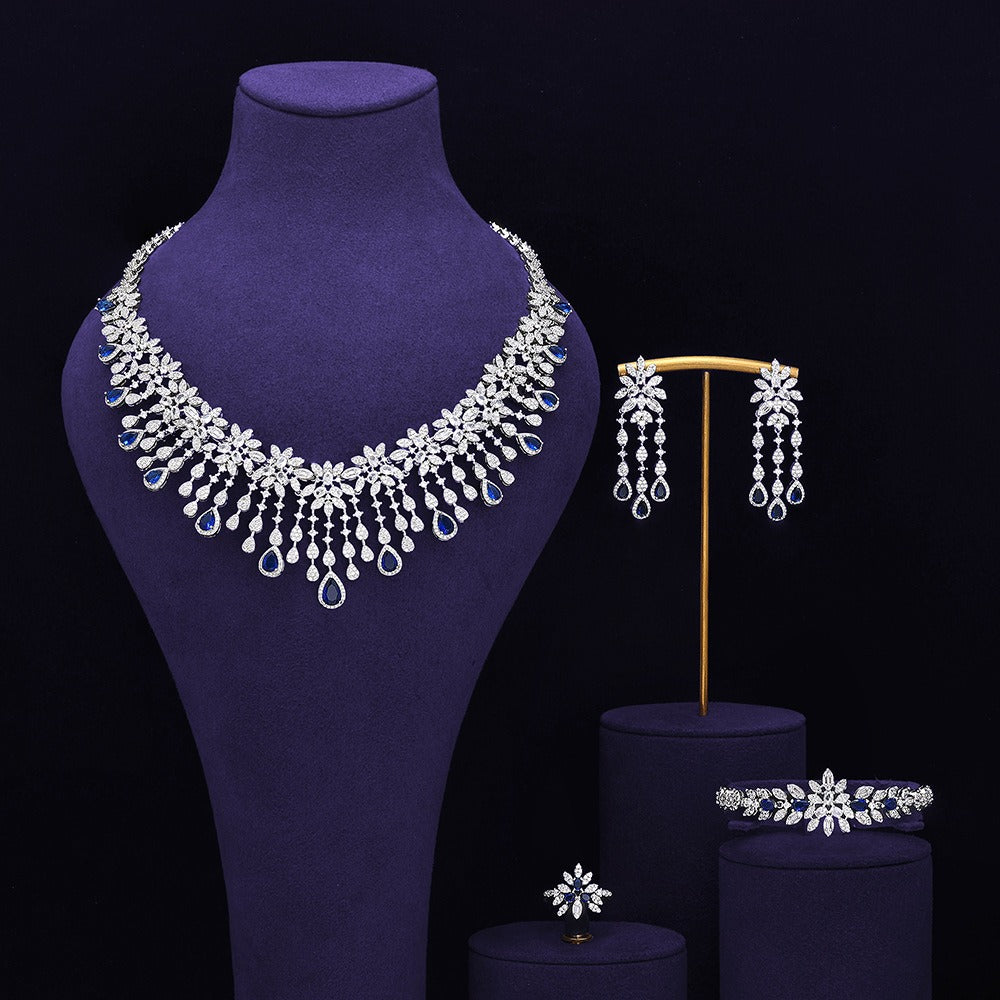 Parure de bijoux de mariée à pompon émeraude – Collection de luxe d'exception
