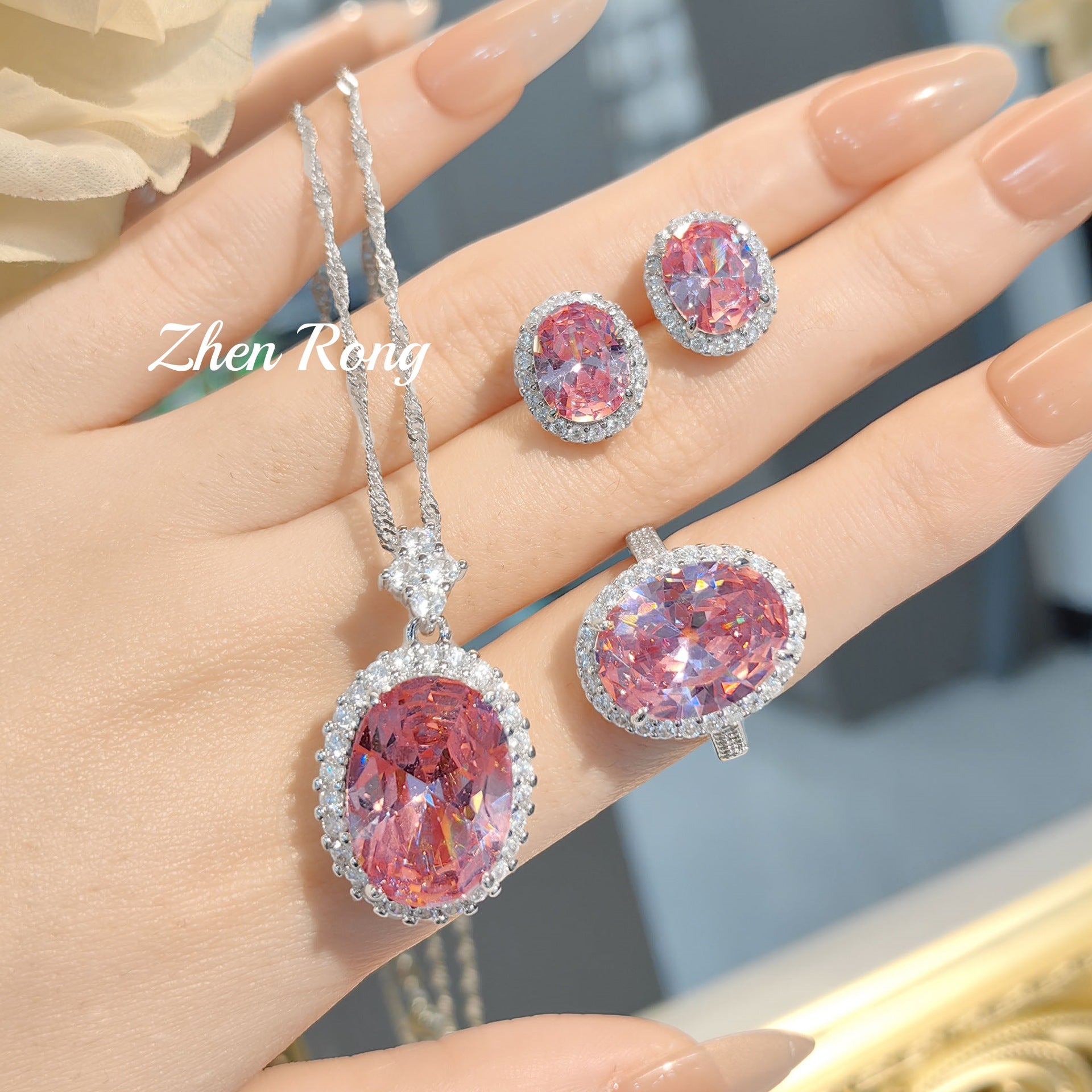 Heavy Industry Color Diamond Pigeon Egg Hanging Color Treasure Series