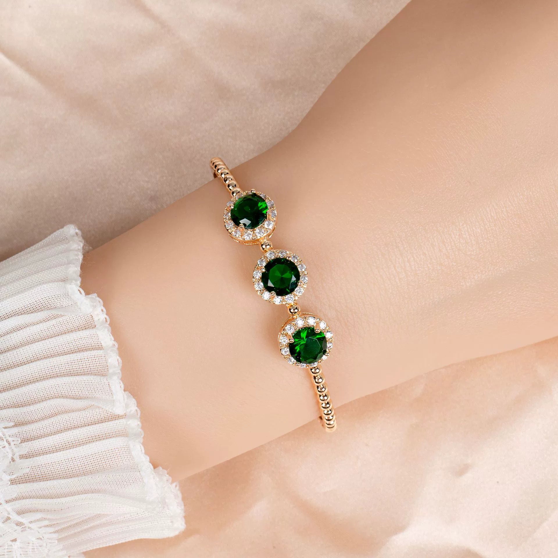 Stylish gold zircon bracelet