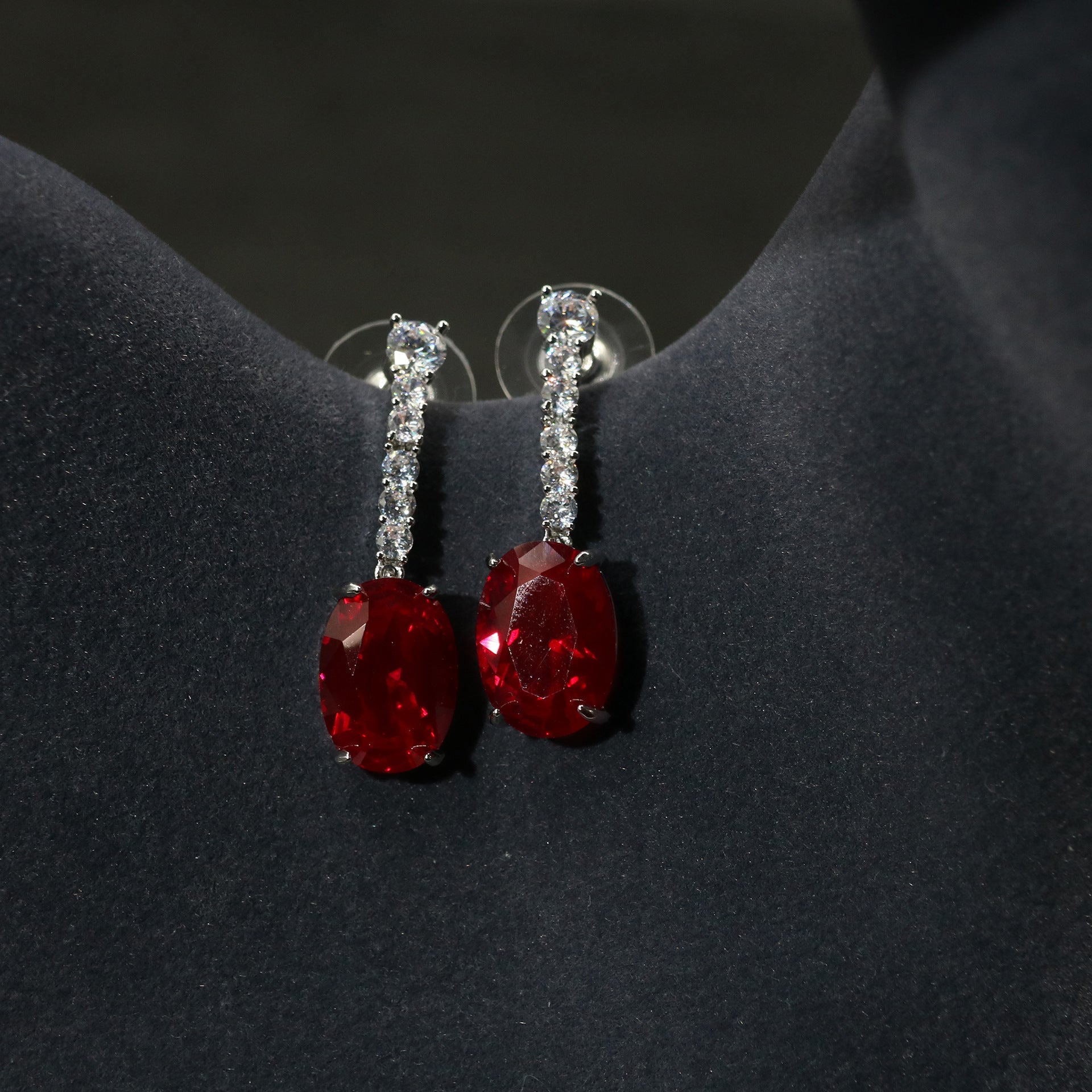 Elegant Red Crystal Teardrop Y Necklace and Earrings Set – Luxury Statement Jewelry Collection