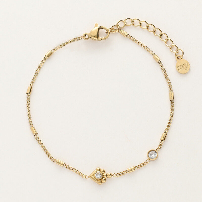 Light luxury zircon gold-plated bracelet.
