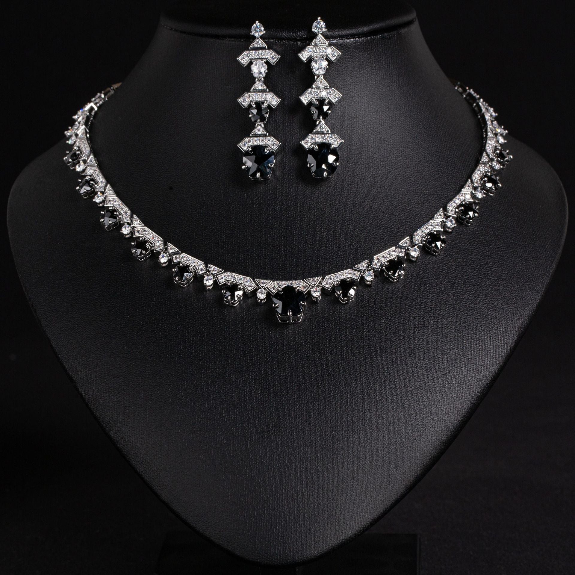 Luxury Purple Crystal Necklace Earrings Set – Silver Statement Jewelry