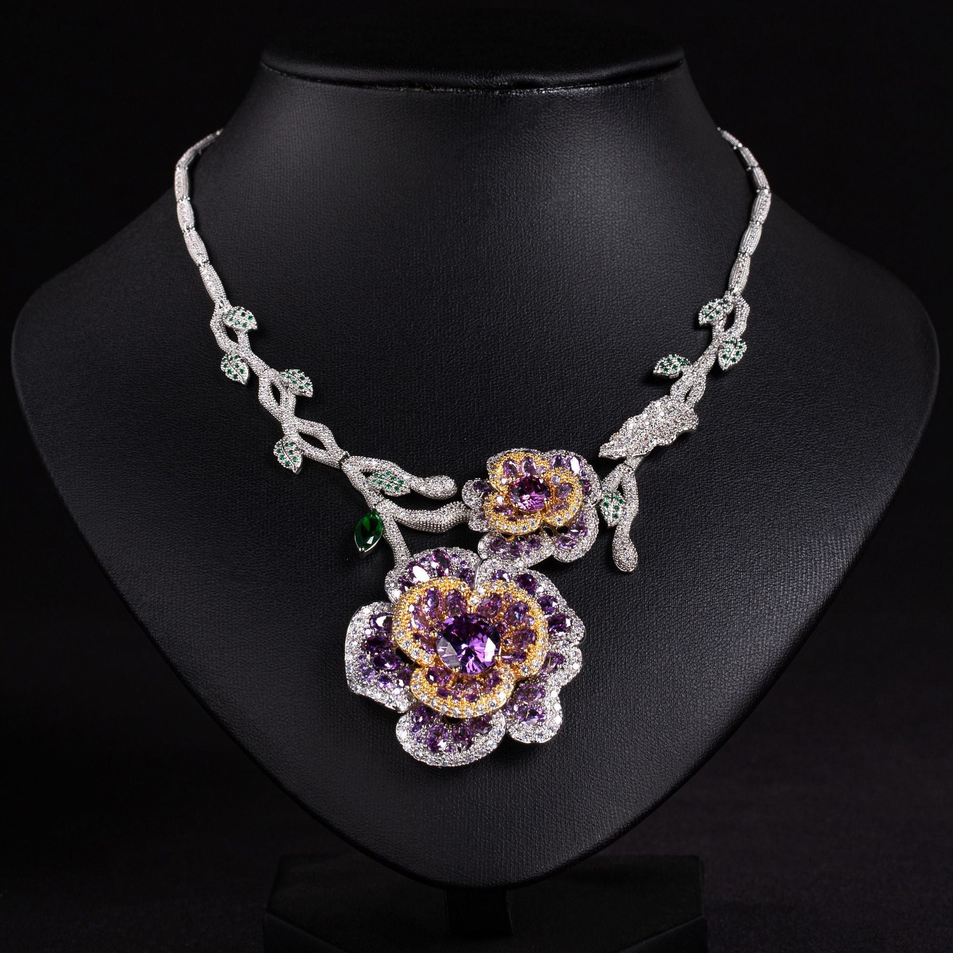 Luxury Emerald Green Crystal Floral Necklace and Earrings Jewelry Set for Women