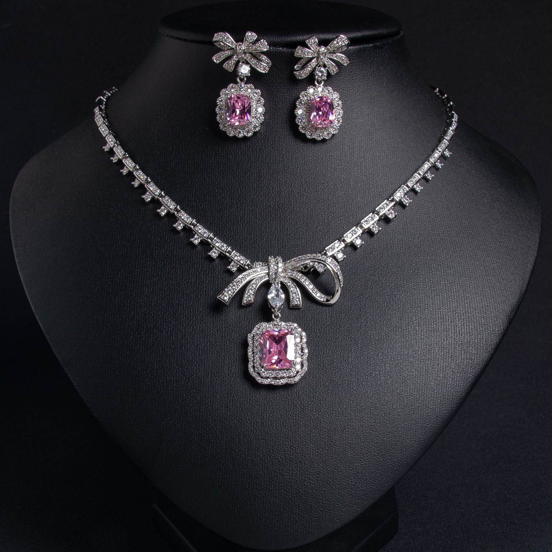 Ensemble Collier Boucles d'Oreilles Nœud Papillon Zircon Mode