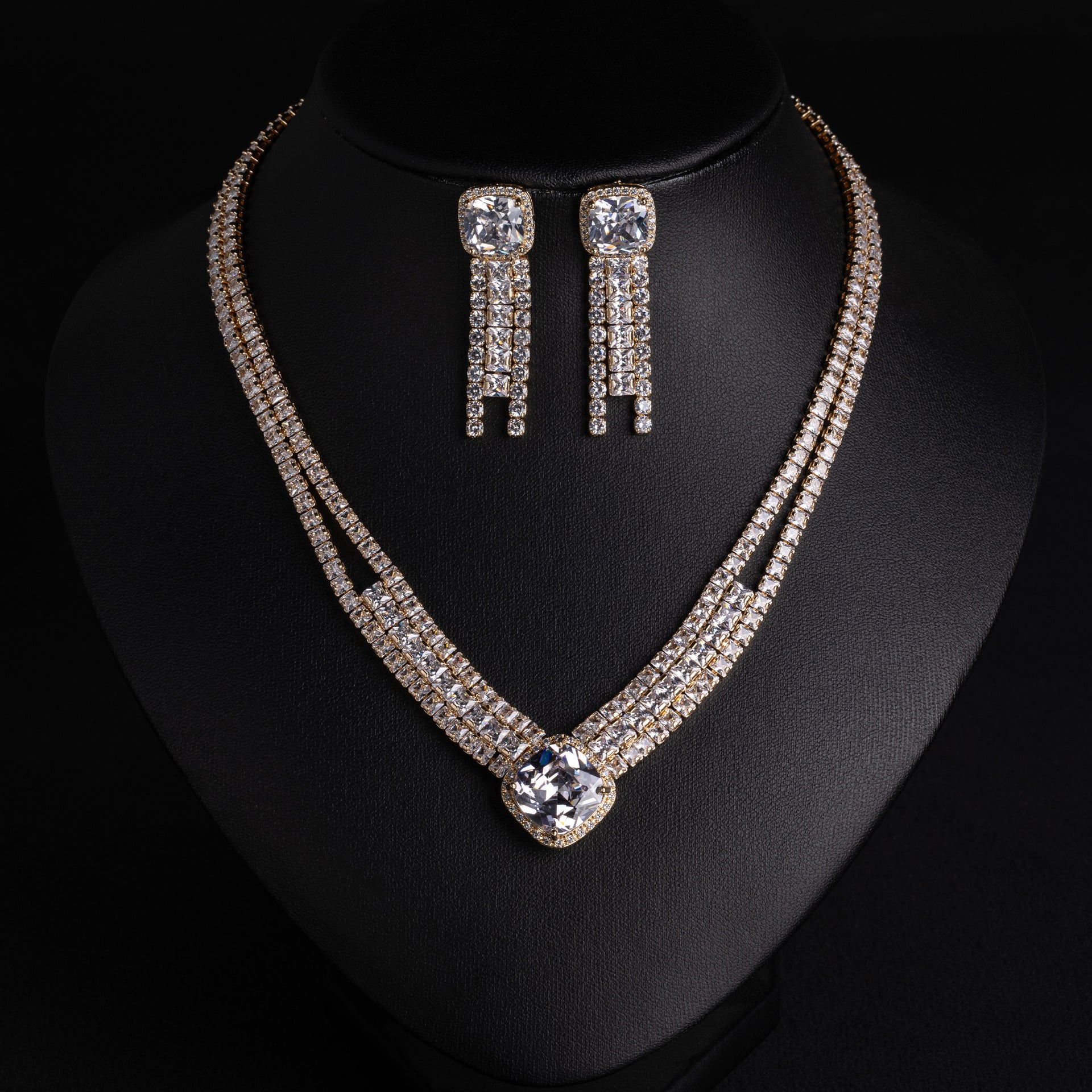 Luxury Ruby Red Crystal Necklace Earrings Set – Sparkling Formal Jewelry for Women
