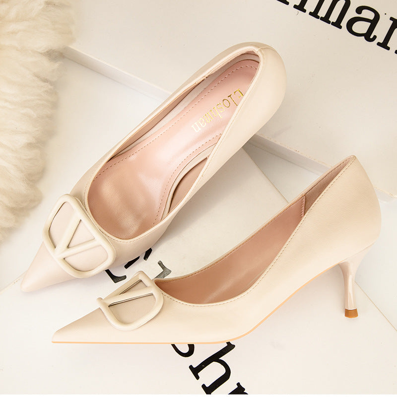 Fashion pointed metal buckle banquet high heels