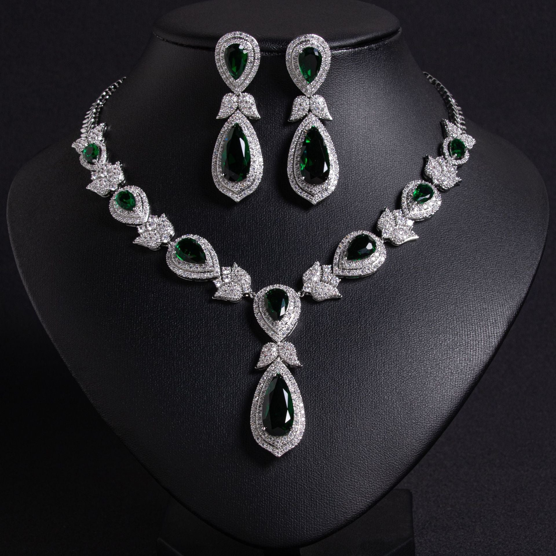 Luxury Red Teardrop Crystal Necklace and Earrings Jewelry Set for Women