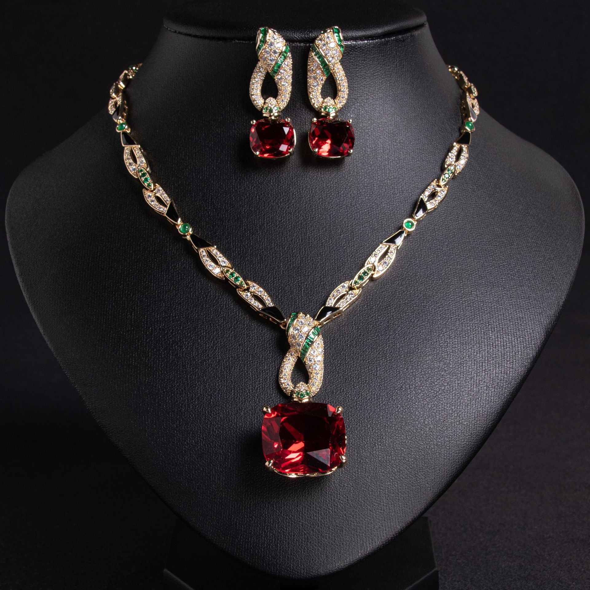 Luxury Ruby Red Crystal Pendant Necklace Earrings Set – Gold Statement Jewelry for Women