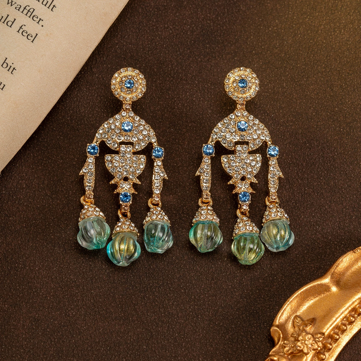 Grandes boucles d'oreilles simples de luxe léger, boucles d'oreilles rondes unies