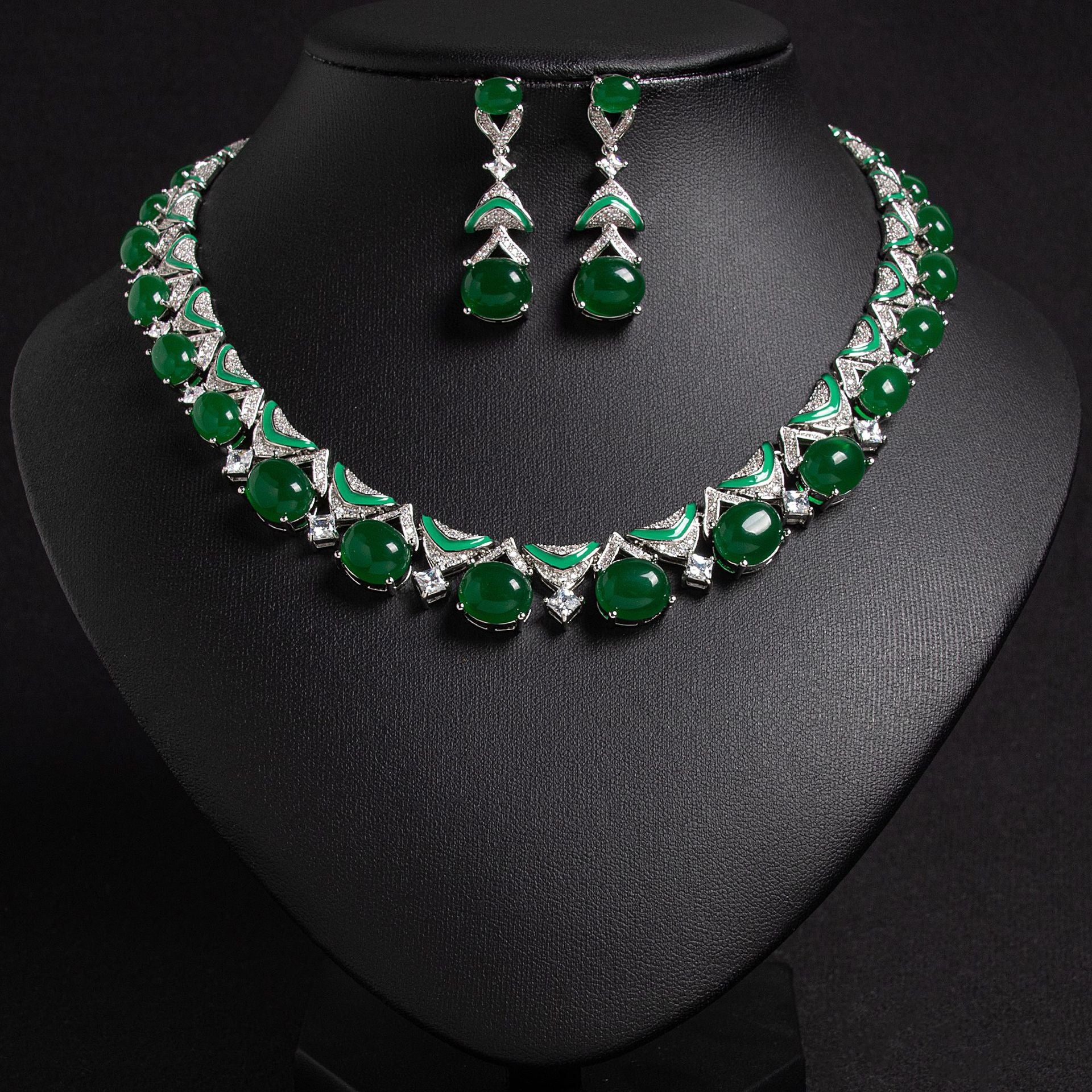 Elegant Ruby Red Crystal Jewelry Set – Luxury Necklace and Earrings for Women