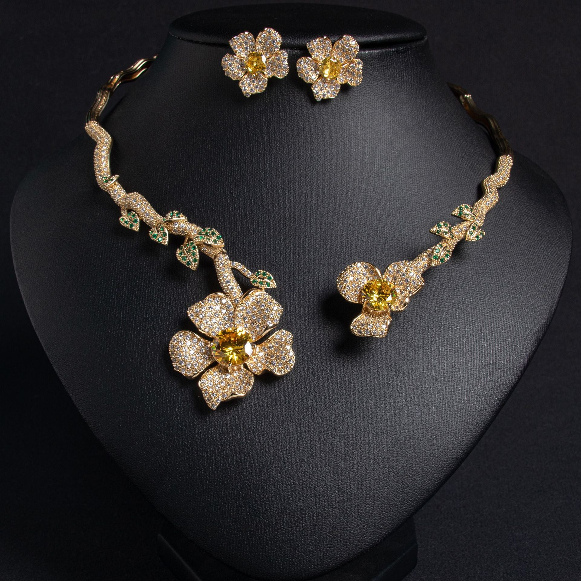 Ensemble floral de luxe élégant pour l'industrie lourde, micro-serti de branches en zirconium