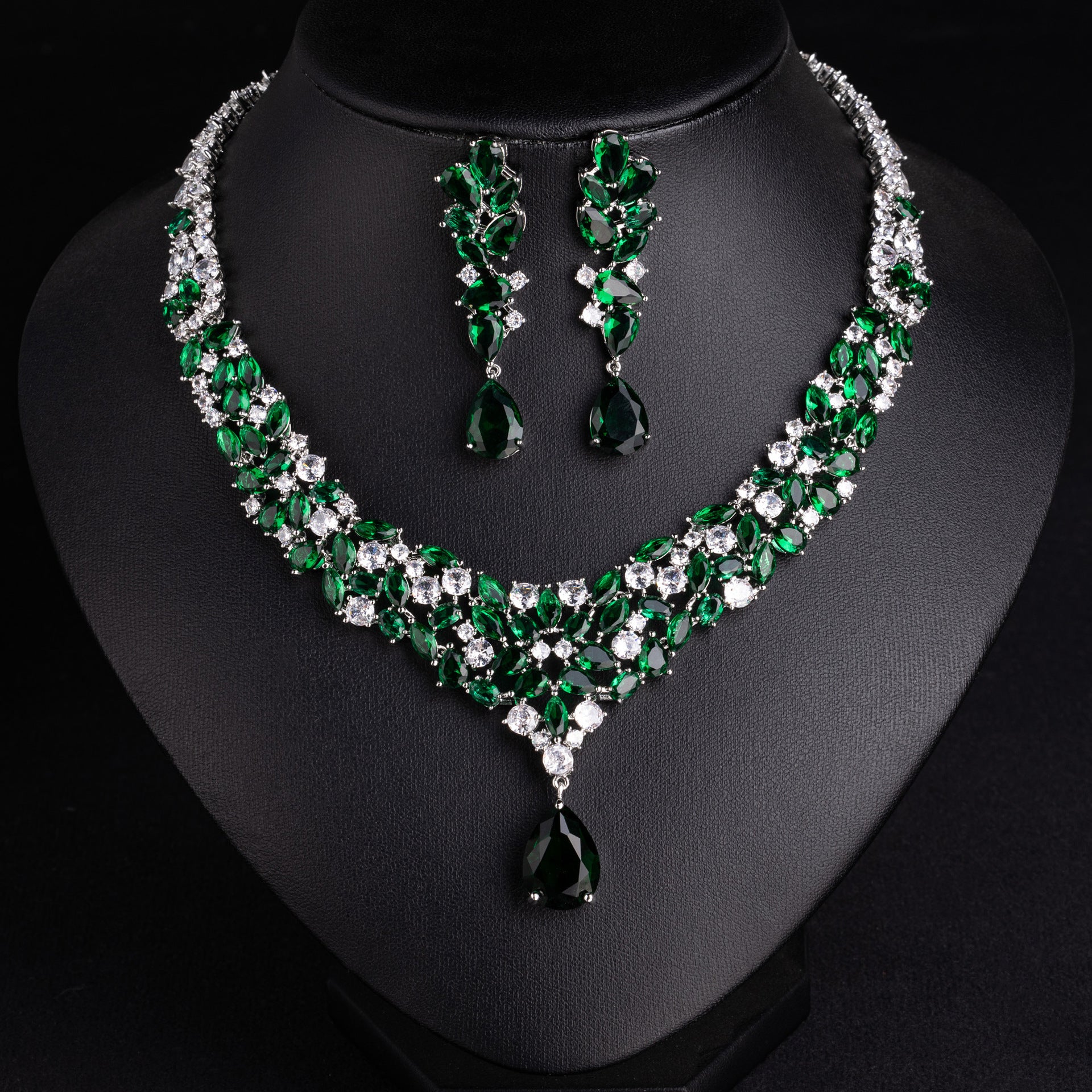 Luxury Multicolor Crystal Necklace Earrings Set – Royal Statement Jewelry for Women