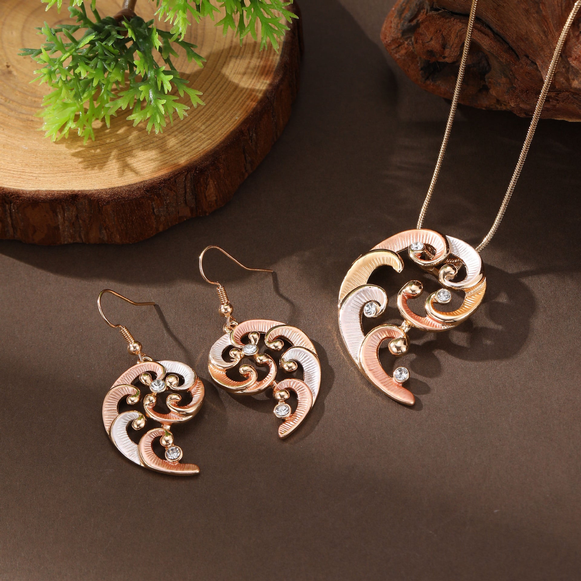 Hollow geometric petal earrings necklace series