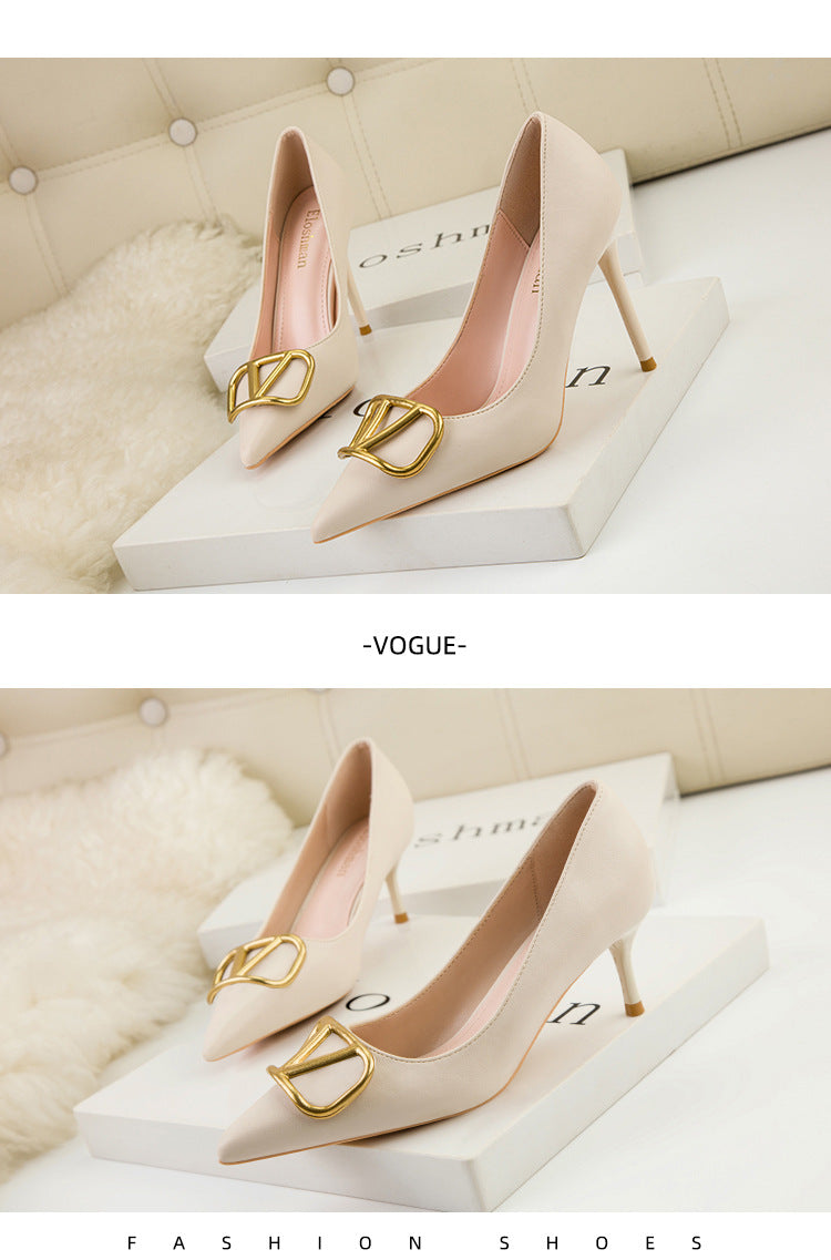 Fashion professional V-shaped square buckle pointed high heels