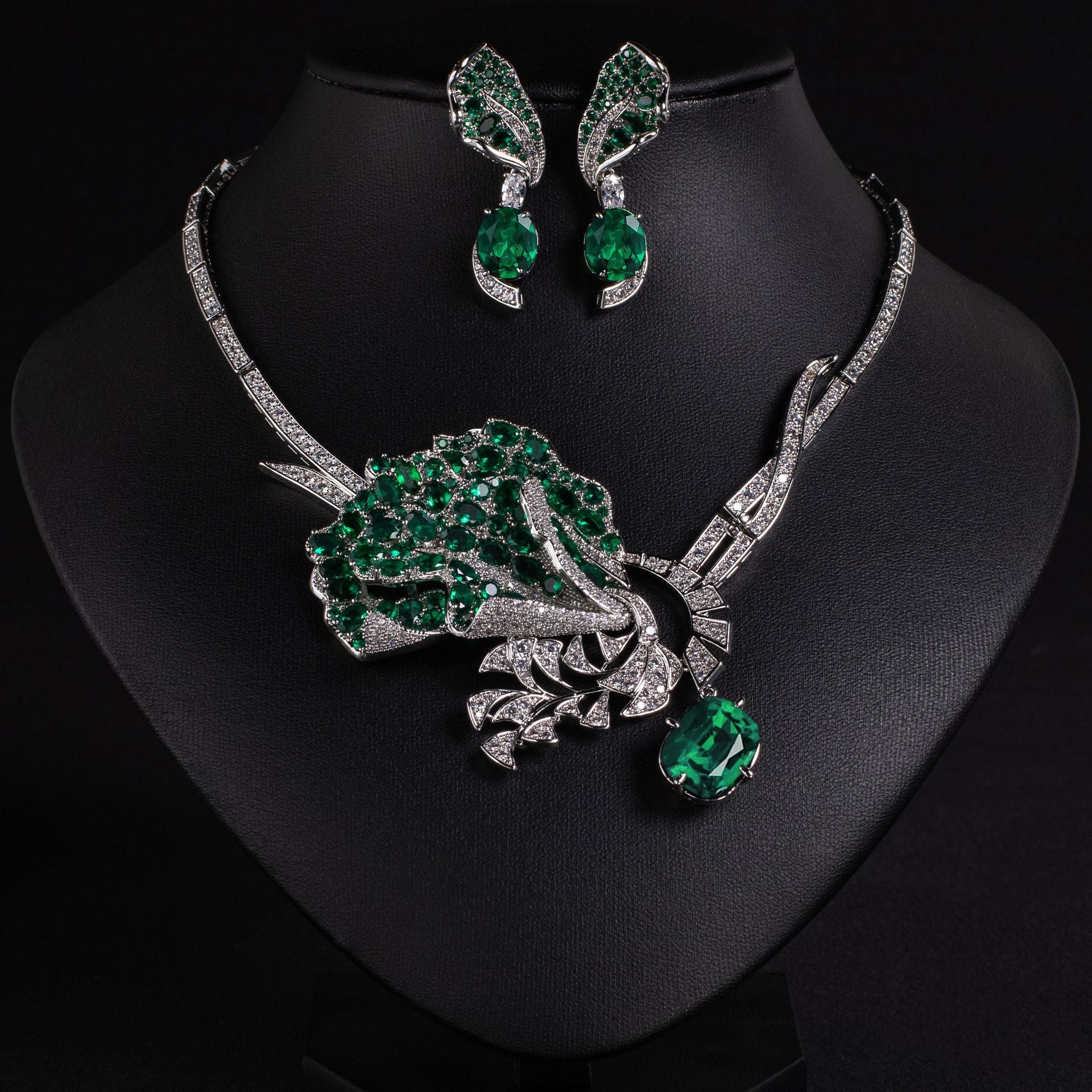 Luxury Emerald Rose Statement Jewelry Set – Crystal Necklace Earrings for Women