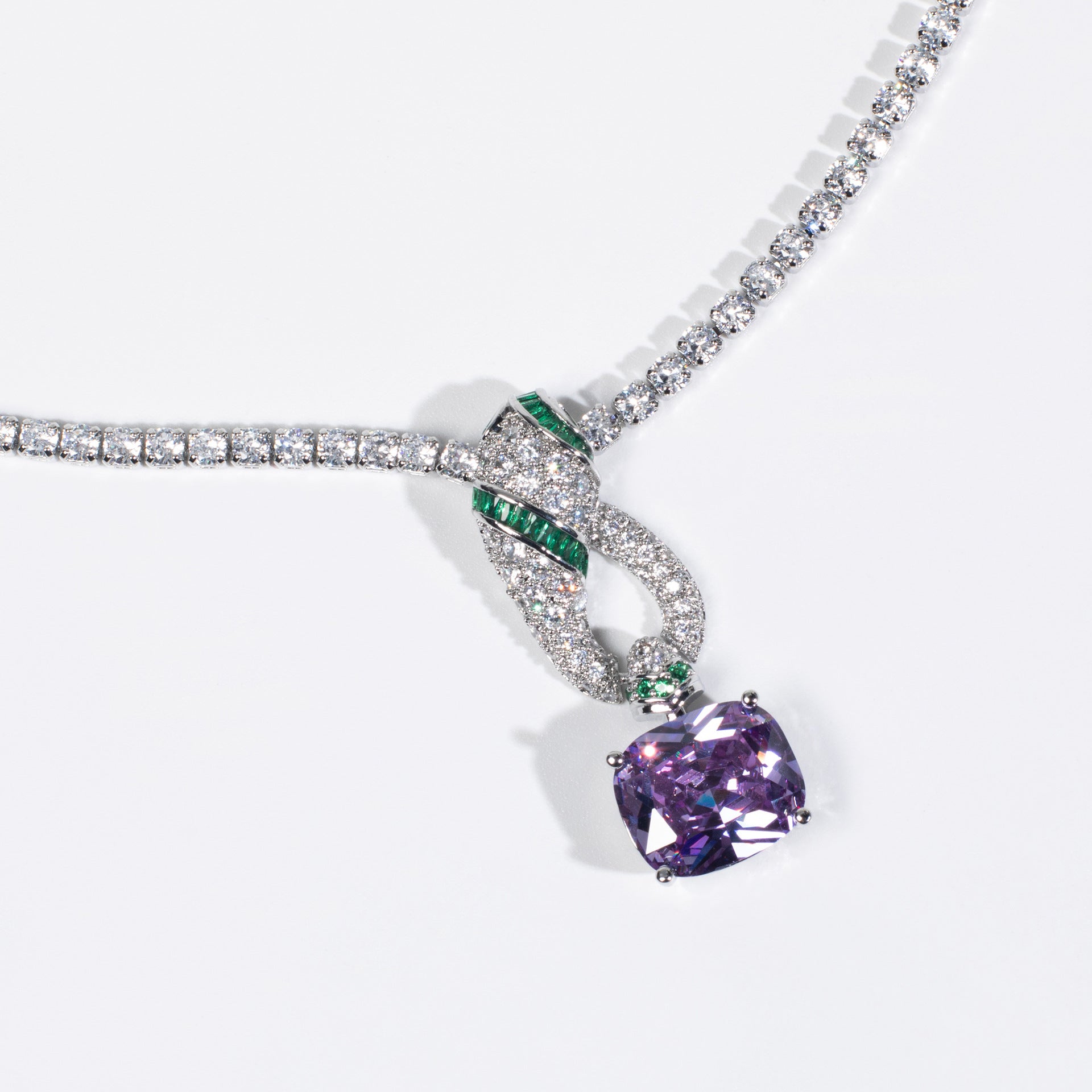 Luxury Emerald Green Gemstone Necklace Set for Women – Statement Jewelry with Matching Earrings