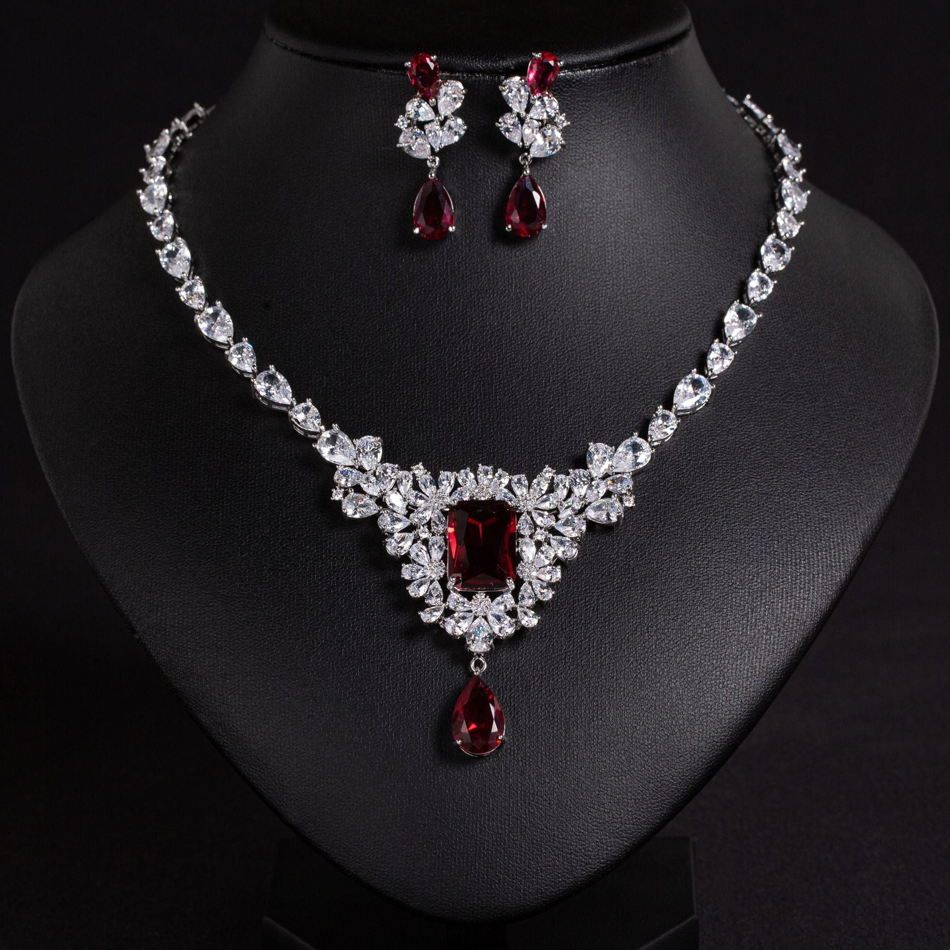 Luxury Royal Blue Gemstone Necklace Set for Women – Multicolor Statement Jewelry with Matching Earrings