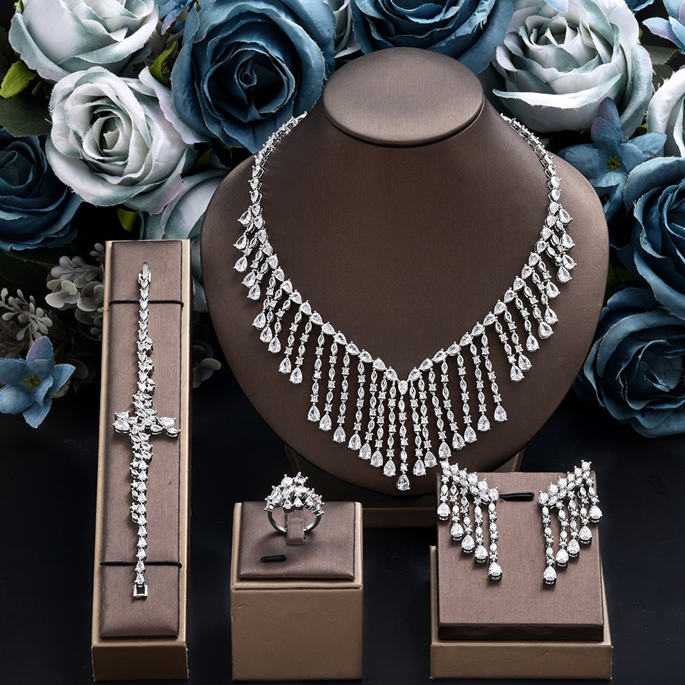 Luxury Silver Crystal Fringe Necklace Set Earrings Ring Bracelet Bridal Wedding Statement Jewelry for Women Elegant Sparkling Set