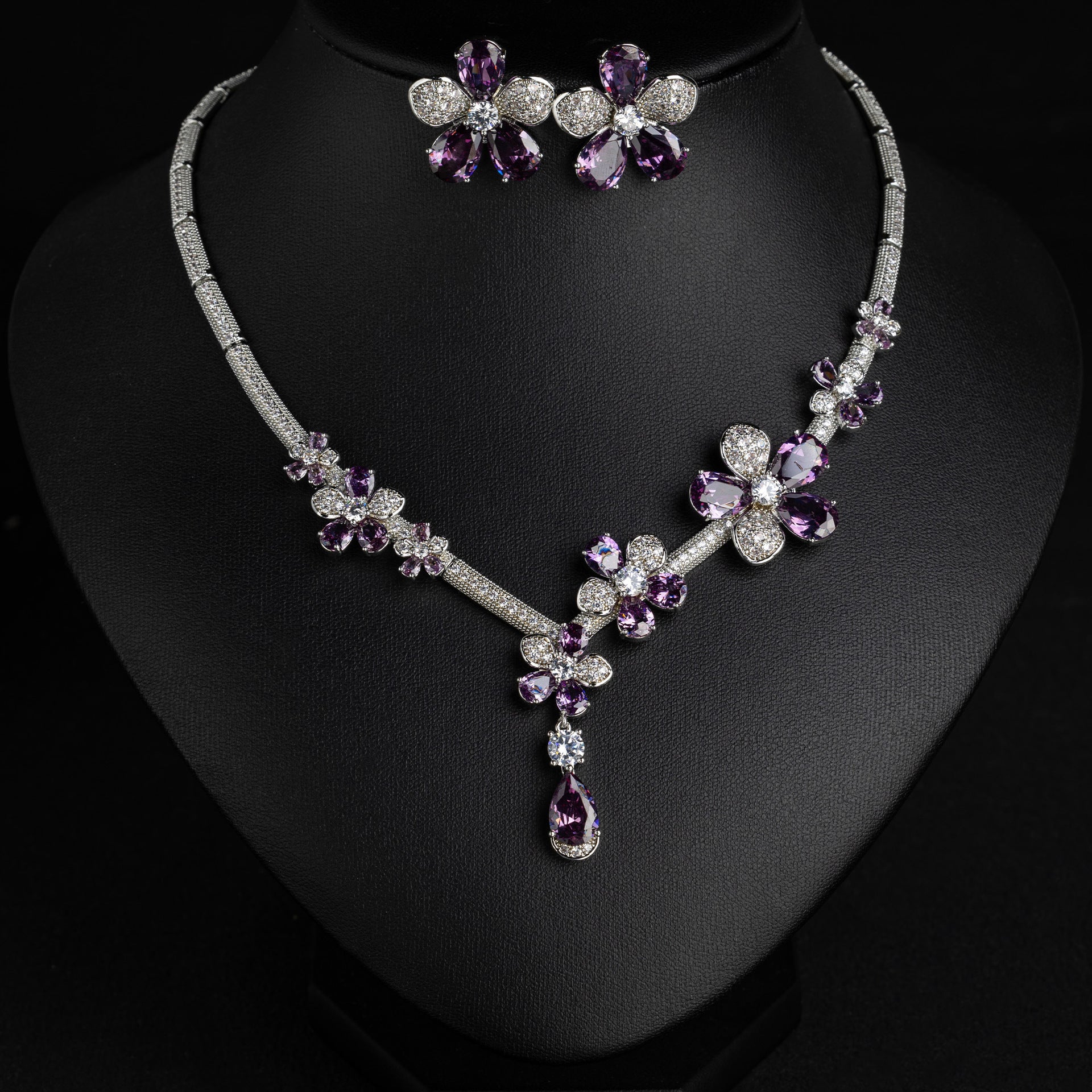 Elegant Multicolor Crystal Flower Necklace and Earrings Set – Luxury Jewelry for Women