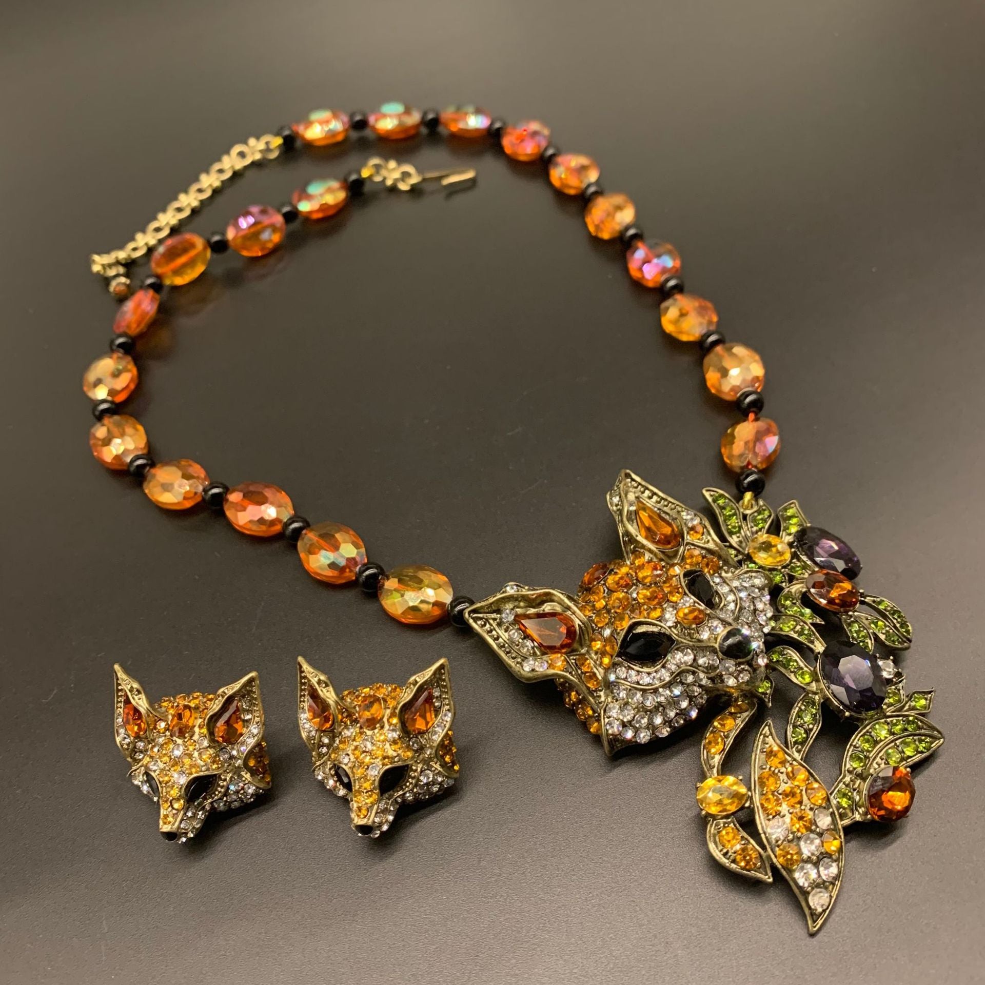 Vintage glazed full diamond fox necklace set