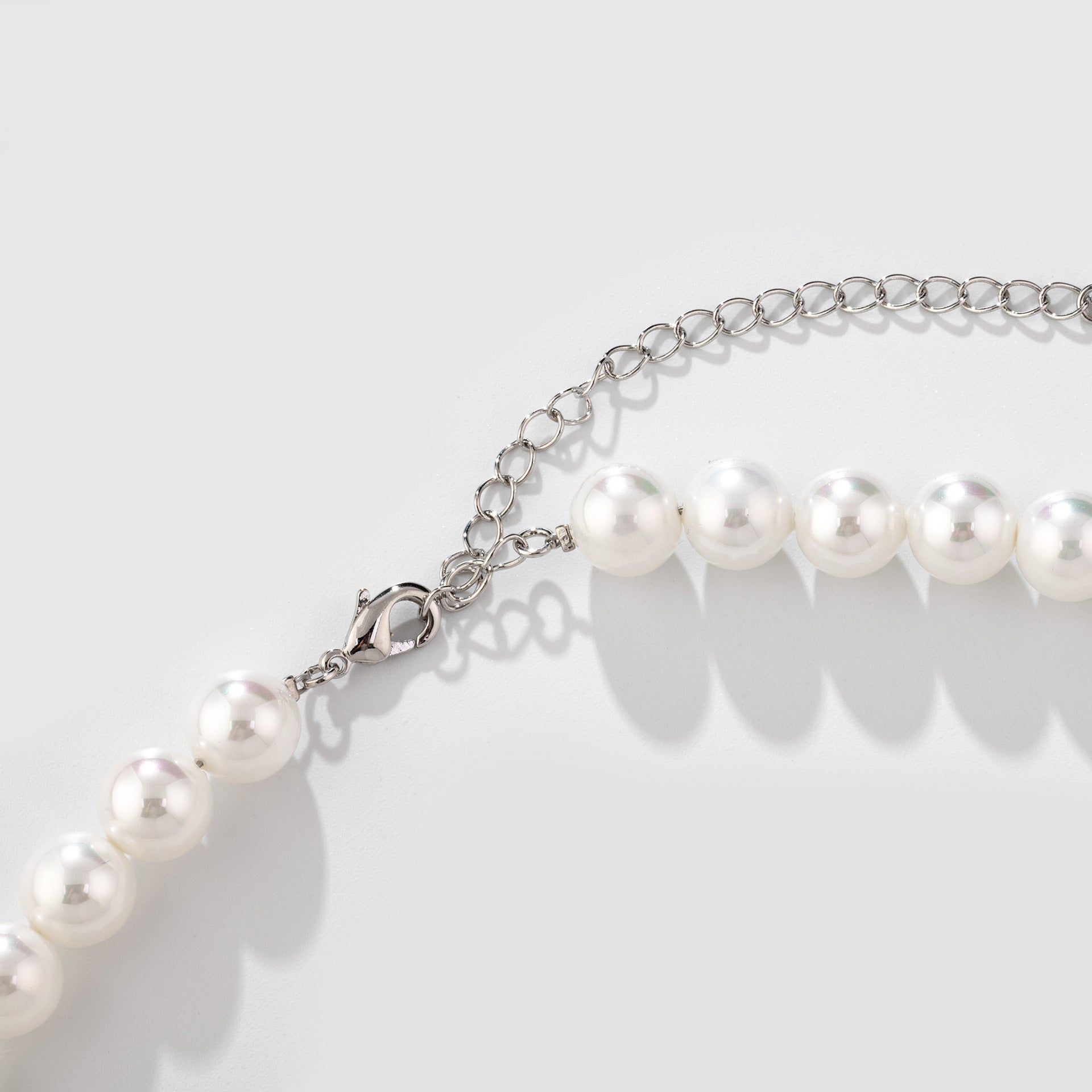 Luxury White Pearl Necklace Set – Emerald Green Drop Earrings Jewelry