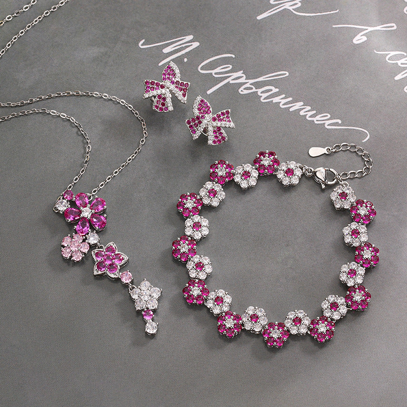 Light luxury red corundum flower zircon set