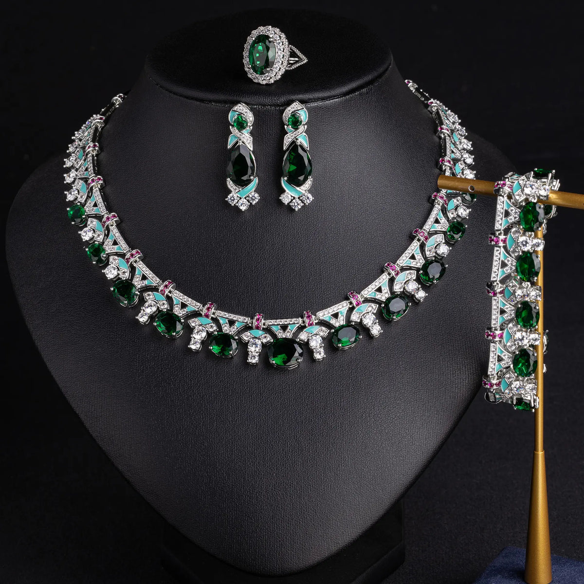 Fashioneasiest for matchheavy industry colorful treasure necklaceaccessible luxuryniche style clavicle chain dinner suit