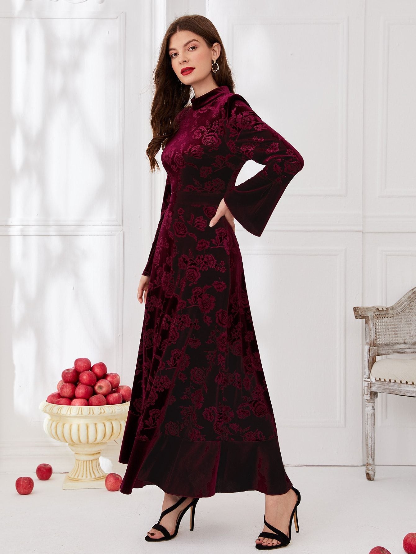 Fashionable velvet printed long sleeved dress