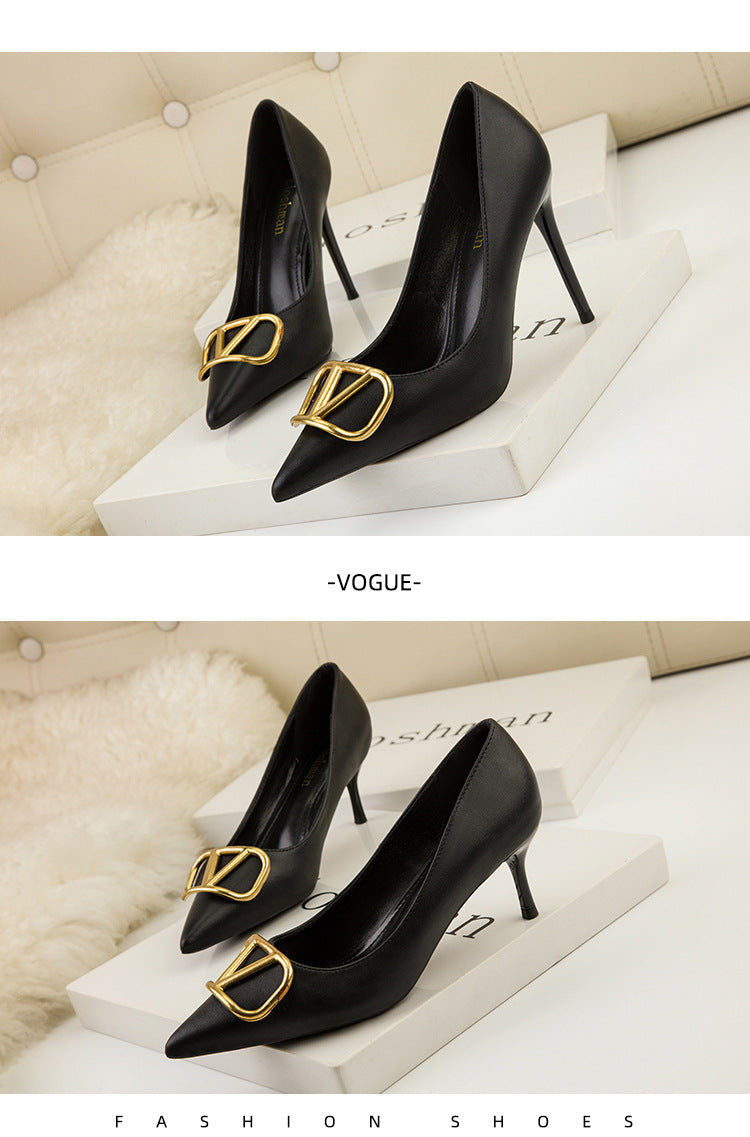 Fashion professional V-shaped square buckle pointed high heels