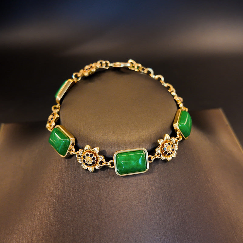 Ensemble collier, bracelet et boucles d'oreilles clous tournesol en diamant de pierre naturelle verte et cristal blanc