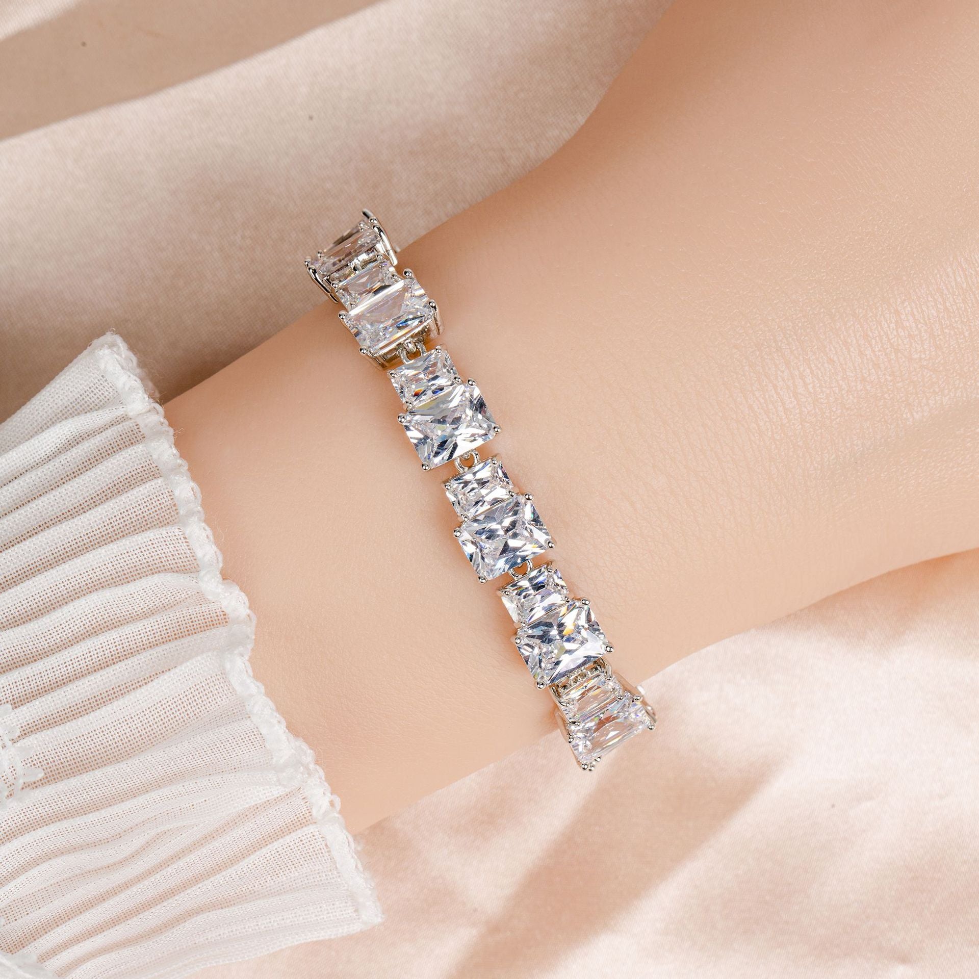 Luxury Ruby Rectangle Bracelet – Sparkling Crystal Jewelry for Women